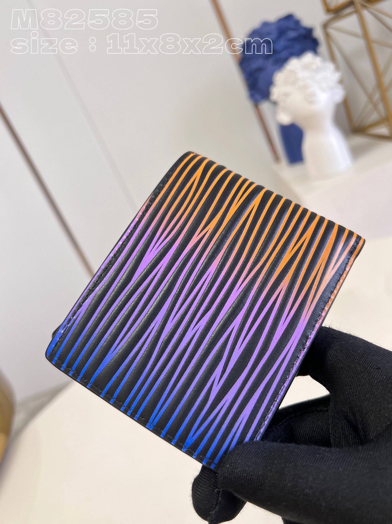 Top Quality M82585】 This Slender Wallet is crafted from eye-catching Epi - Bag 3