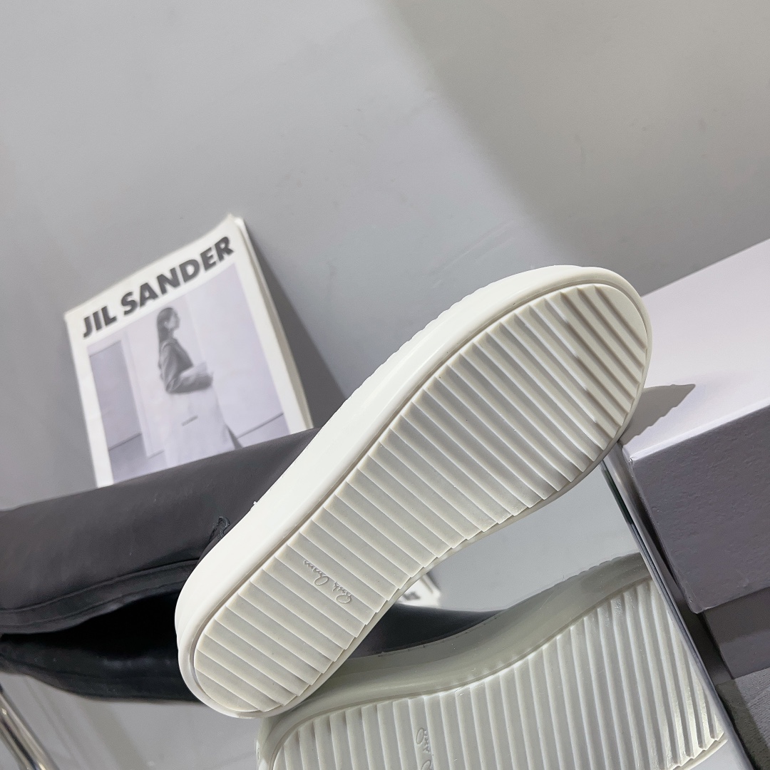 “High-Legged Rick Owens Boots: 875 Top Version Overview” - 图片 8