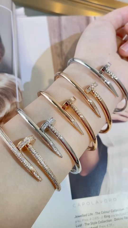 Cartier Cartier 钉子系列⬇ 手镯
