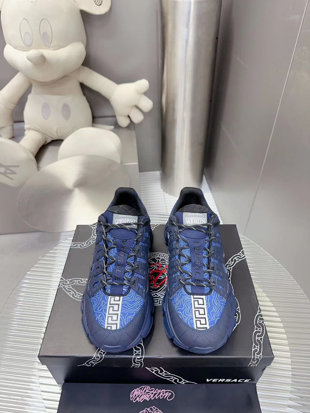 Versace Couple Sneakers: Original High-End Design, Full Colour, Vendor Price 667 💰 - 图片 1