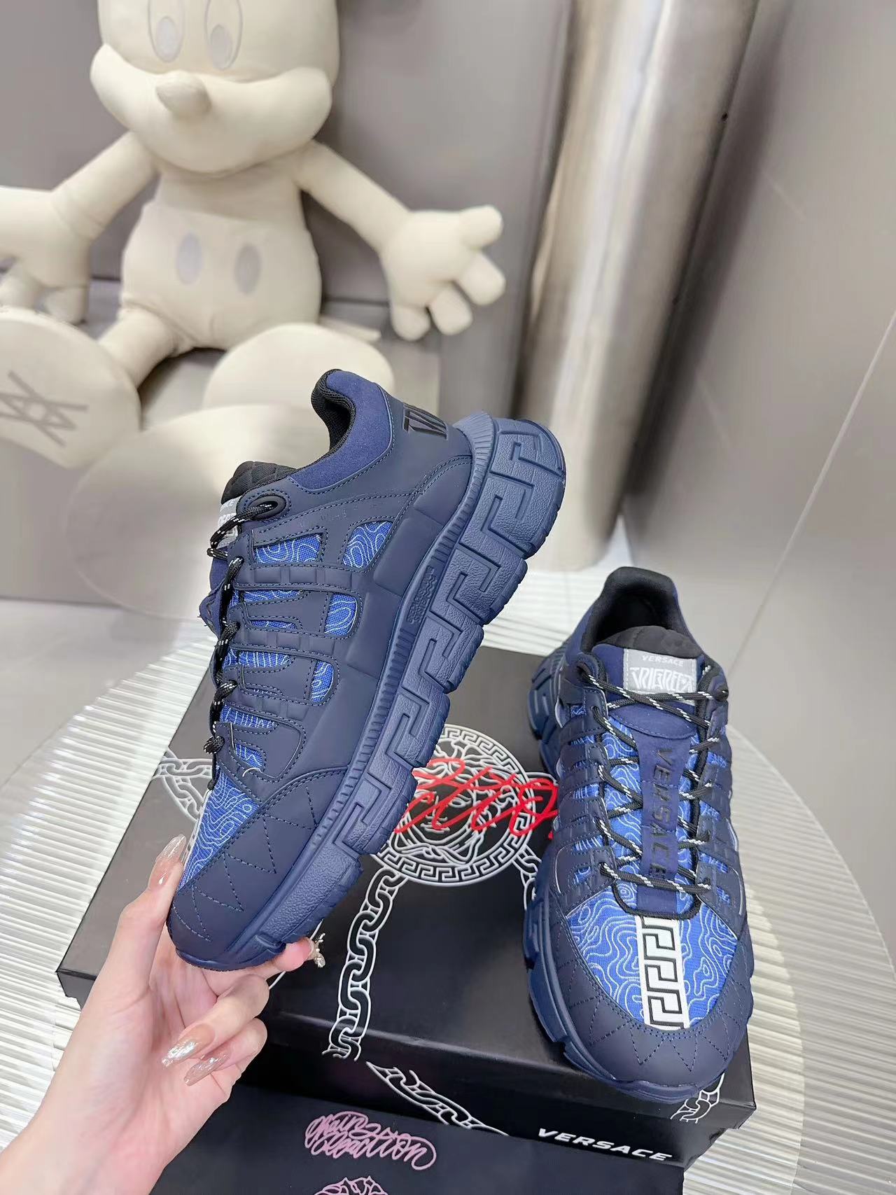 Versace Couple Sneakers: Original High-End Design, Full Colour, Vendor Price 667 💰 - 图片 2