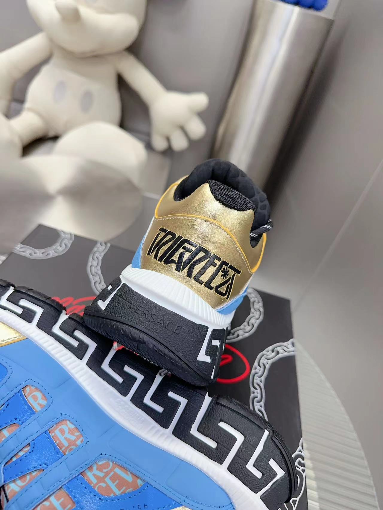 High-End Versace Couple’s Sneakers: Original Design, Top Quality, 667 💰. - 图片 7