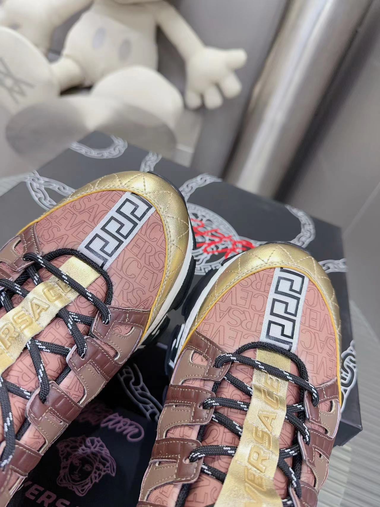Versace Couple Sneakers: Original Design, High-End, Full Colour, Vendor Price 667 💰 - 图片 5