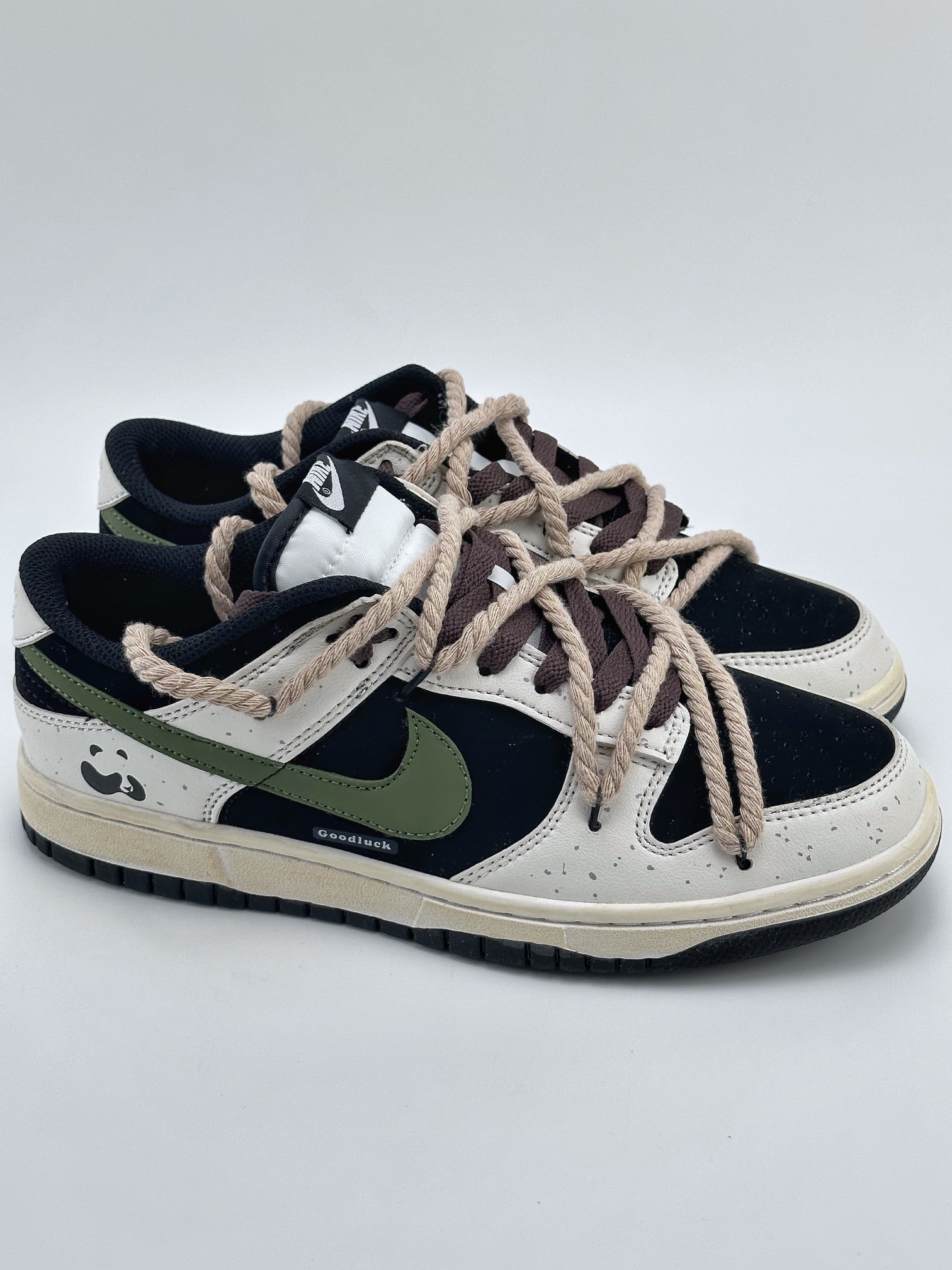 NIKE SB Dunk Low Little Panda Chinese Style DD1391-100