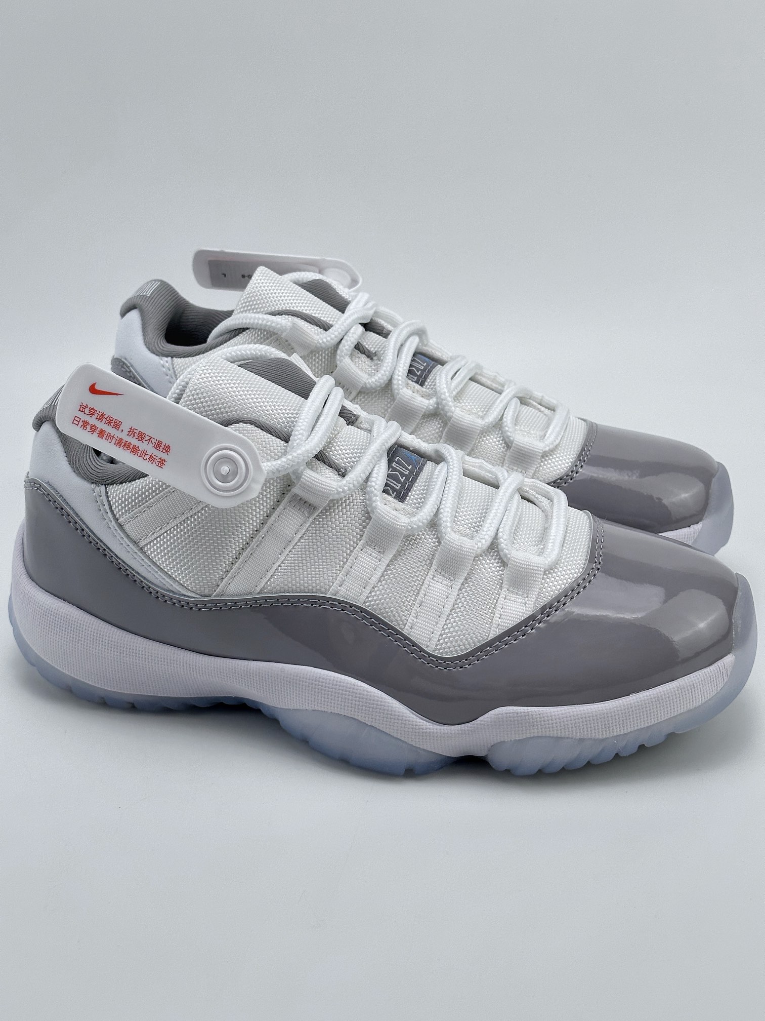 Air Jordan AJ11 Low ”Cement Grey” AV2187-140