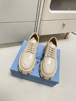 Top Quality Designer Replica
 Prada Loafers Plain Toe Platform Shoes Cowhide Patent Leather Sheepskin Casual