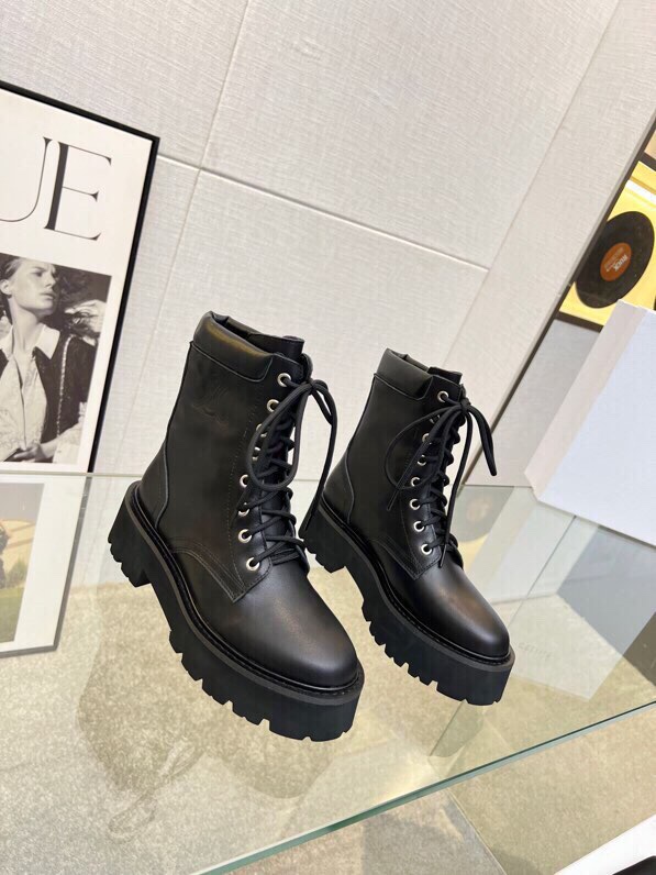 P295[發][發][發]Celine 赛琳2023凯旋门马丁系带厚底平底粗跟粗靴！！面料头层牛皮、内里羊、标准码数35/40（41、42订做不退放