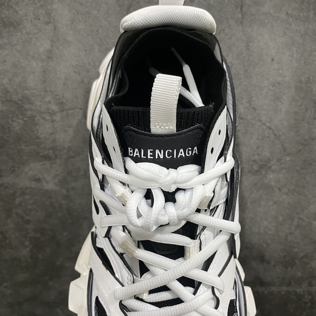 图片[8]-【VG版本】Balenciaga Track Sock 巴黎世家三代飞织 户外概念复古老爹鞋 白黑n新晋外贸大厂VG版本出品 原厂档案开发n鞋身从之前网布改成编织面，内衬从以前的海绵内衬改成跟袜子鞋一样的材质，每一片材料做到跟原厂一样的油边处理工艺，不管是从外观，跟内在都跟原鞋做到一比一 从里到外 最大尺度还原官方ZP 尺码：35 36 37 38 39 40 41 42 43 44 45 46-莆田鞋批发中心