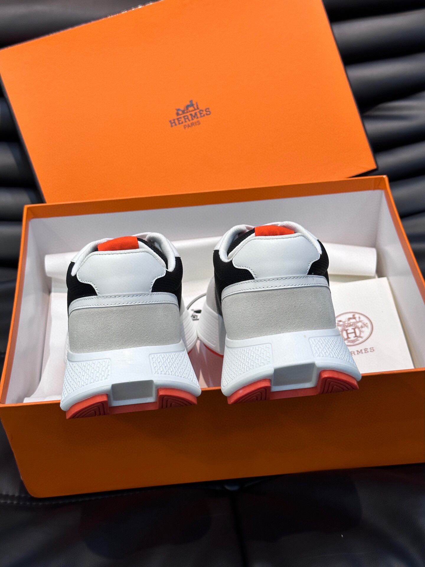[HERMES] Hermes P230 - Calidad de gama alta Original único - Superior: Napa piel de becerro - marca 