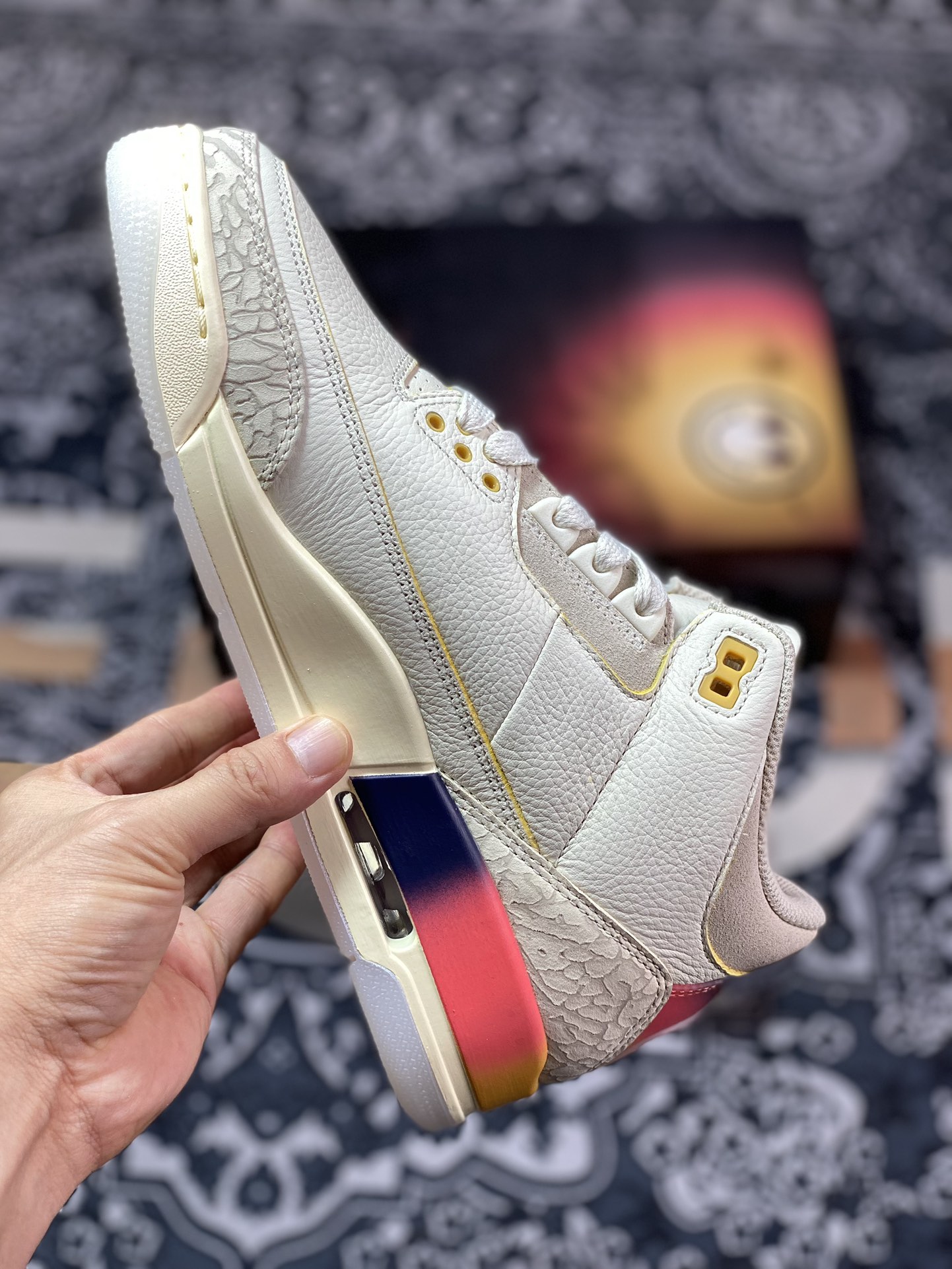 老汪纯原生产线 J Balvin x Air Jordan 3 联名 彩虹笑脸 FN0344-901