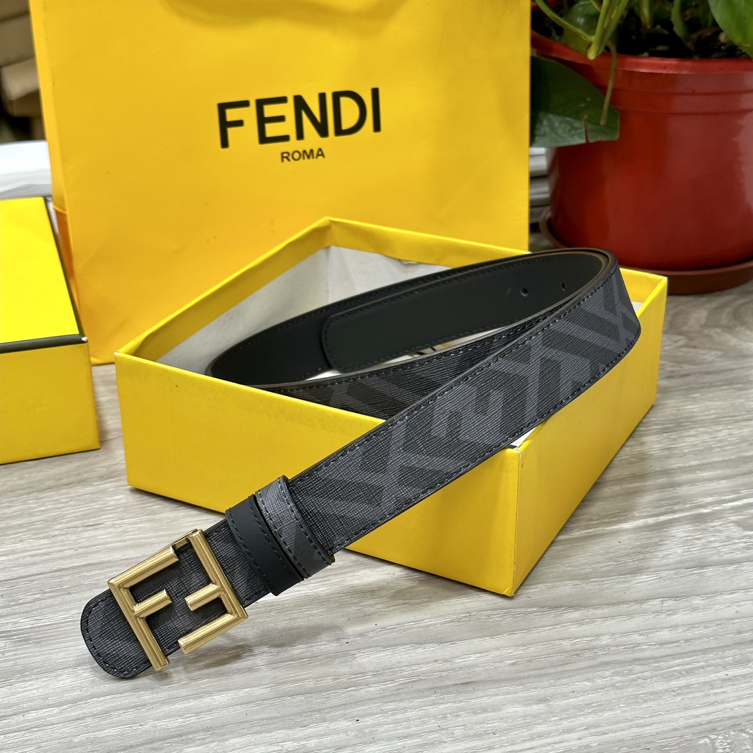 FENDI芬迪专柜同款宽3.0CM双环正反用腰带FF按钉搭扣黑色CuoioRomano皮革材质反面面料带