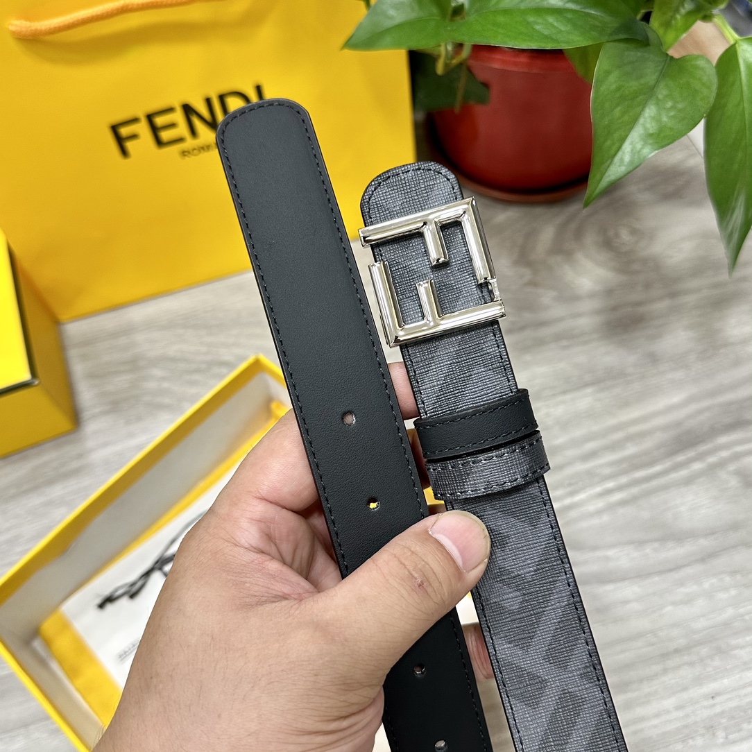 FENDI芬迪专柜同款宽3.0CM双环正反用腰带FF按钉搭扣黑色CuoioRomano皮革材质反面面料带