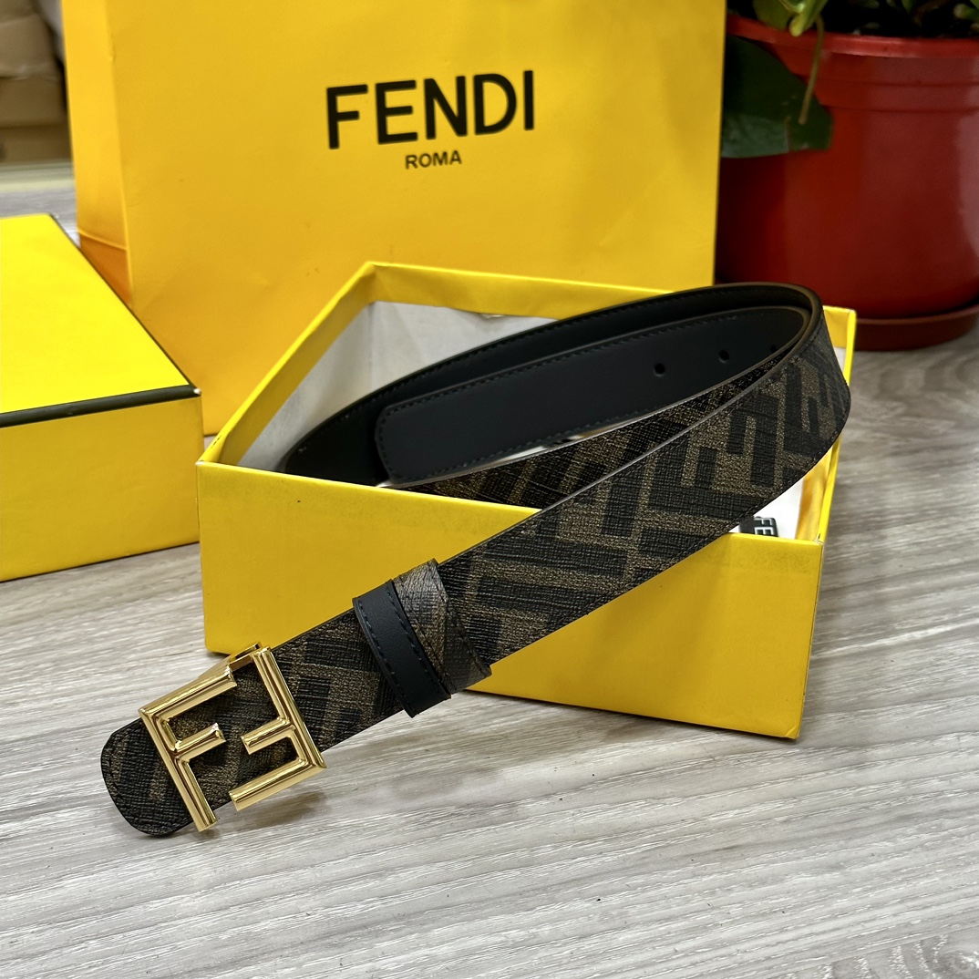 FENDI芬迪专柜同款宽3.0CM双环正反用腰带FF按钉搭扣黑色CuoioRomano皮革材质反面面料带