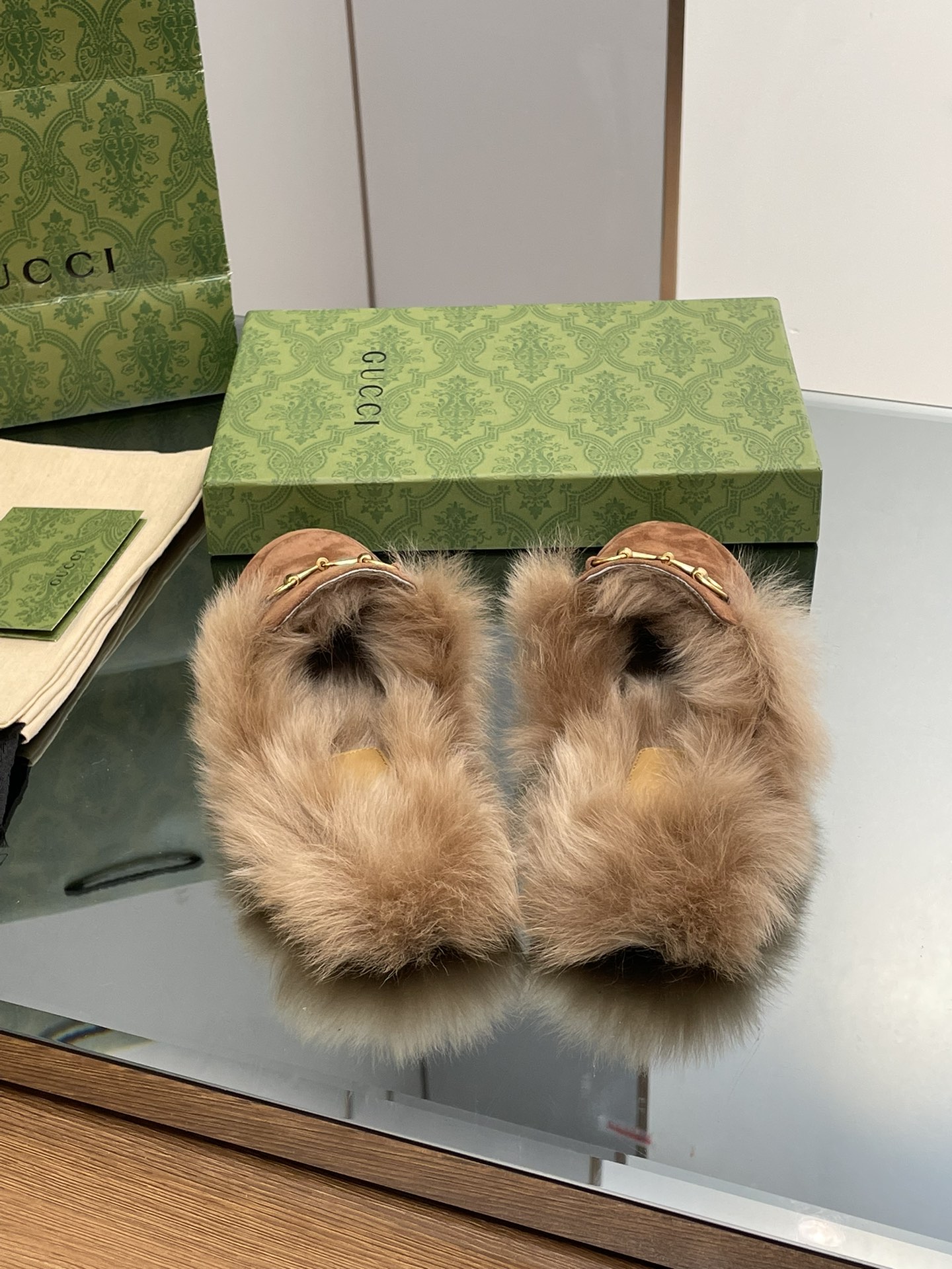 Gucci Princetown Leather Slipper with Horsebit 5 i1694404600 1209 3