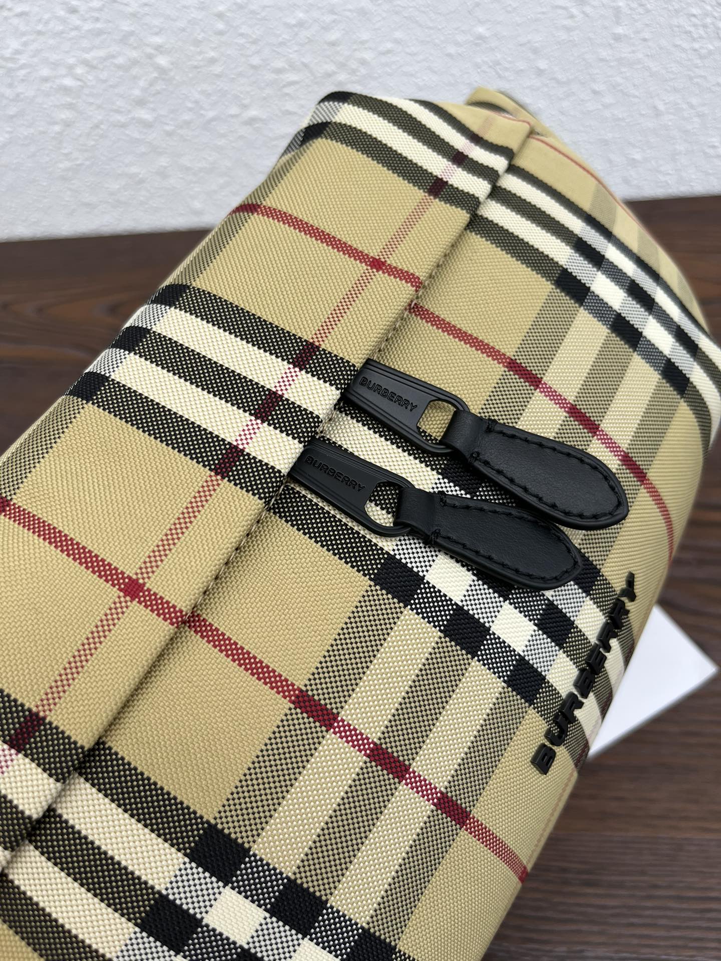 Burberry Beige Nova Check everyday