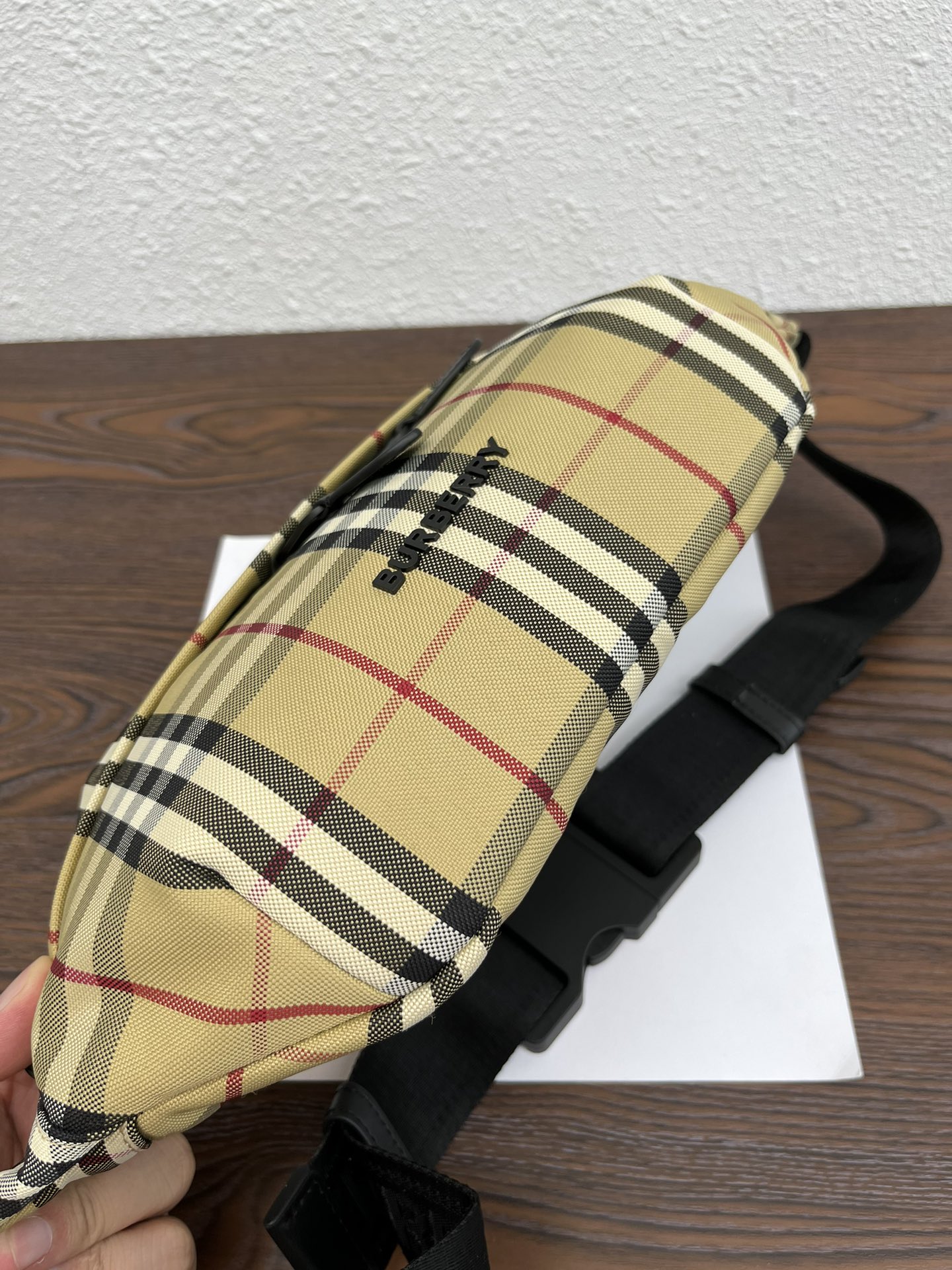 Burberry Beige Nova Check everyday
