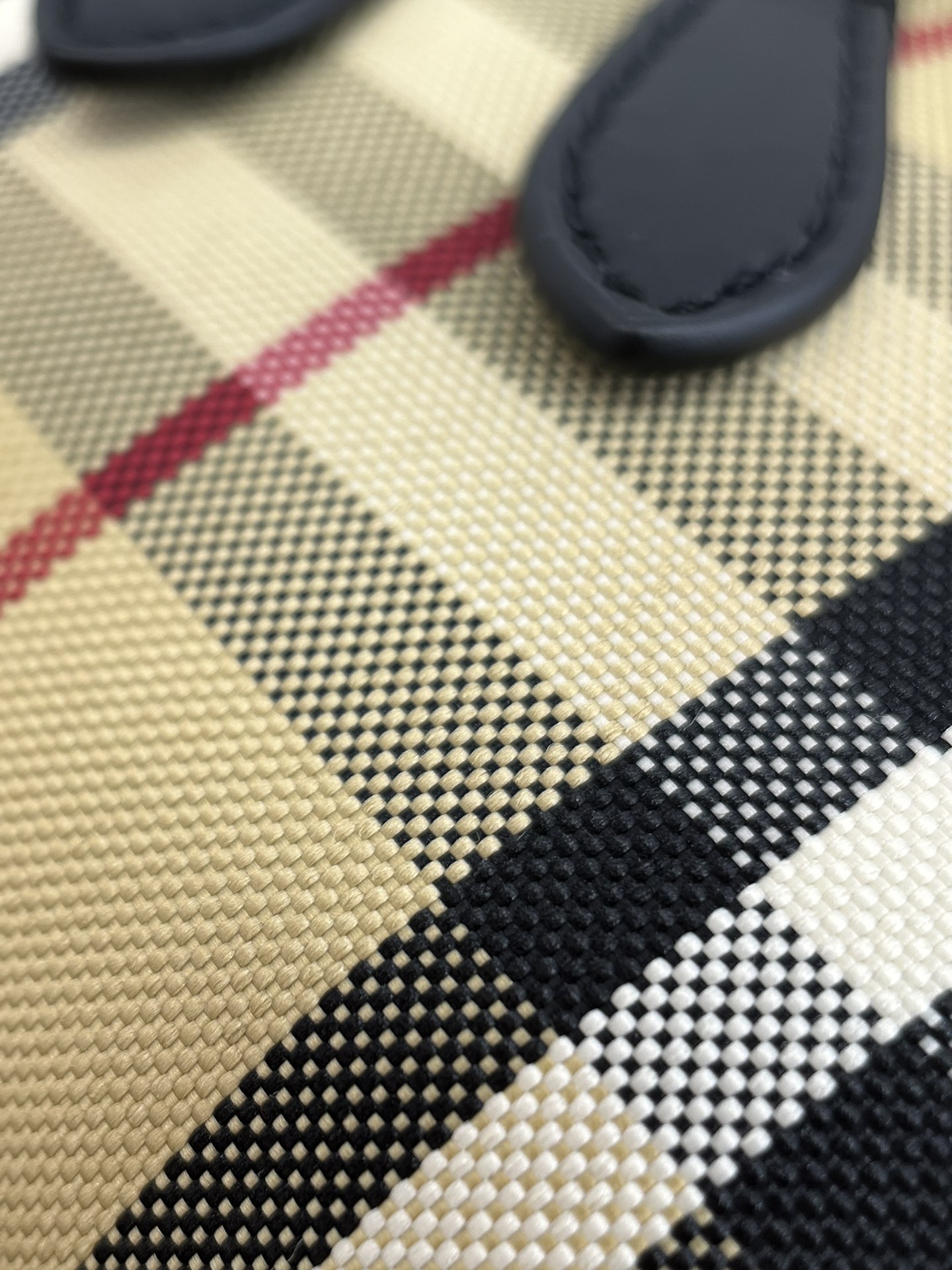 Luxury Plaid Fabric, Grid-Aligned Design, High-Quality Material 3 i1694407831 6899 1