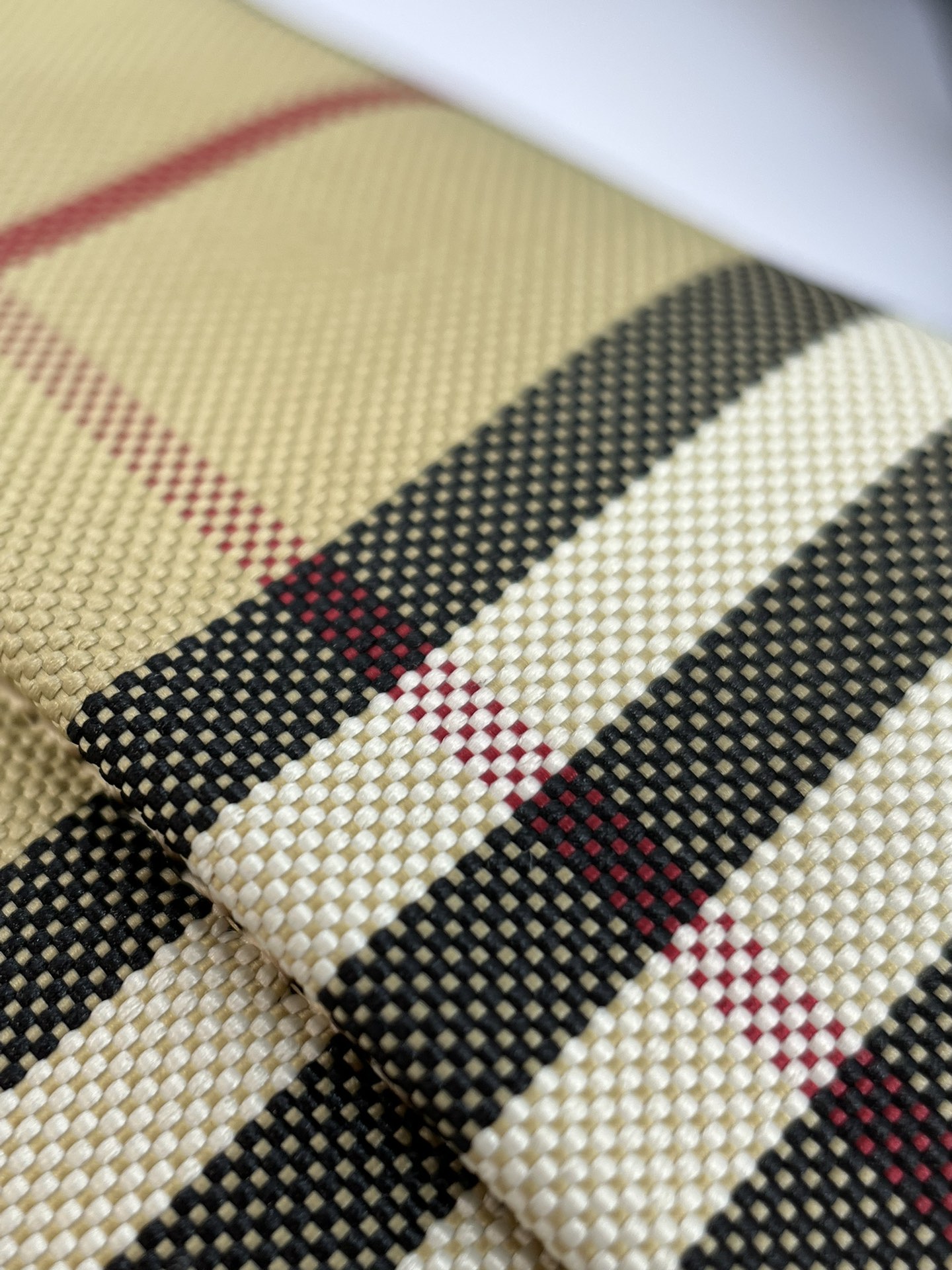 Luxury Plaid Fabric, Grid-Aligned Design, High-Quality Material 4 i1694407831 8146 2