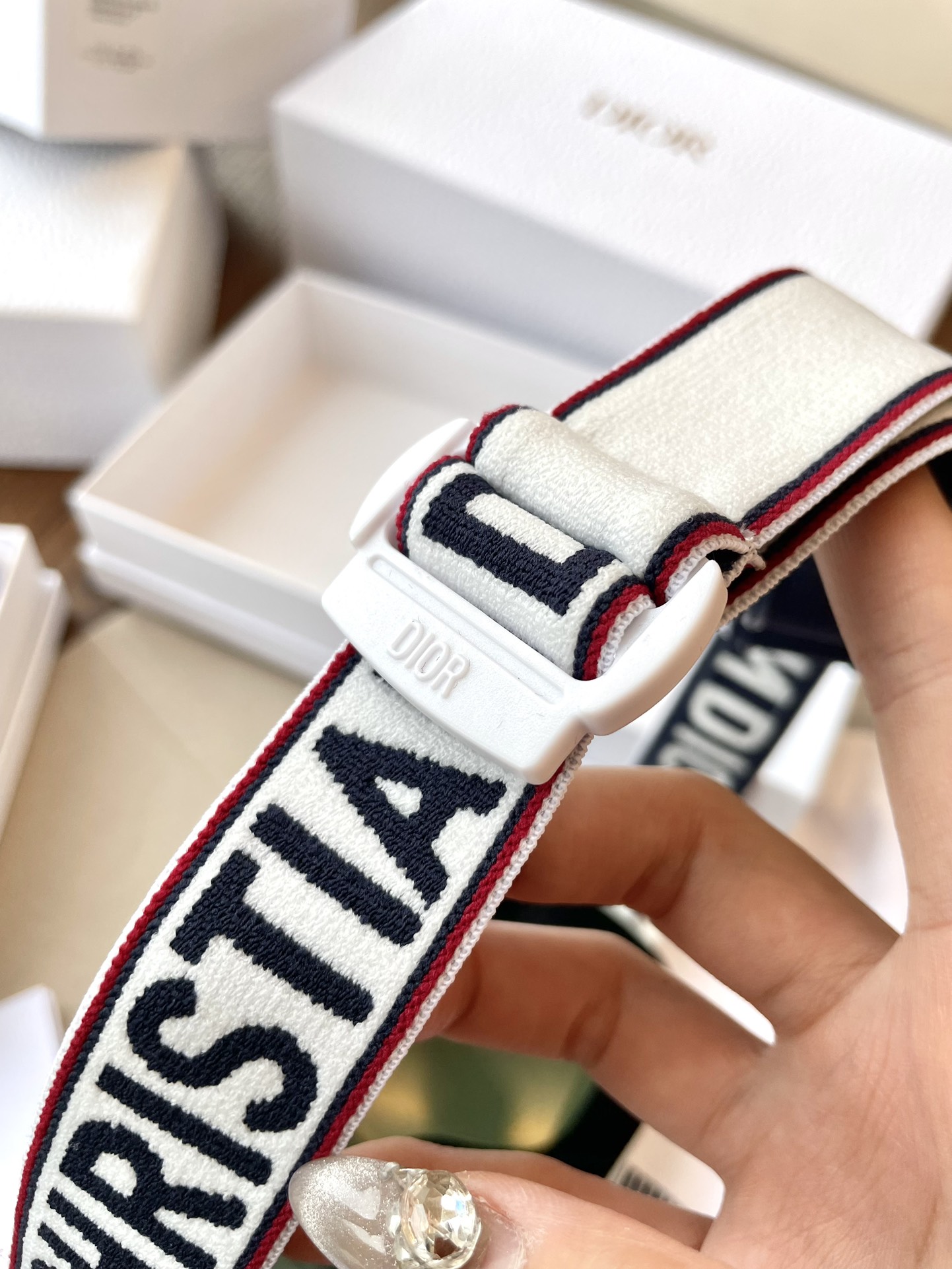 Adjustable elastic suspenders featuring the 'DIOR' signature, engineered - Comprehensive 2