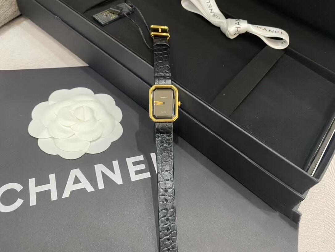 Chanel Reloj Negro Azul Vintage Swiss Movement