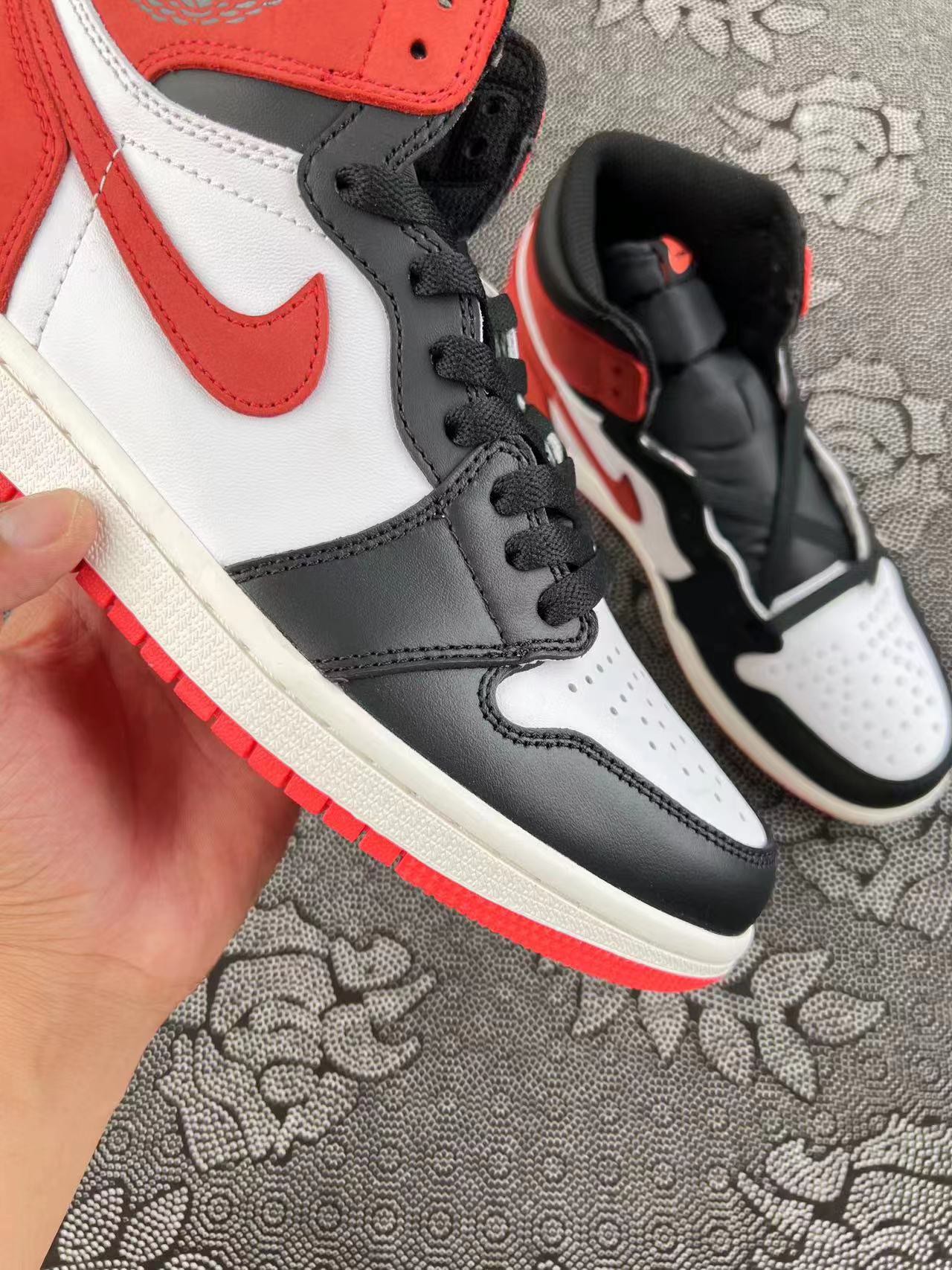 Air Jordan 1 Retro High OG 6 Rings 高帮复古篮球鞋 黑红配色?