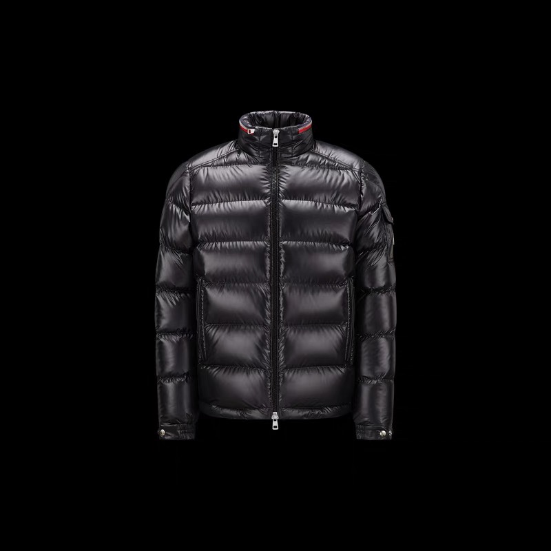 ¿Qué es lo mejor?
 Moncler Ropa Abrigos y chaquetas Chaqueta de plumón Negro Verde Hombres Poliéster