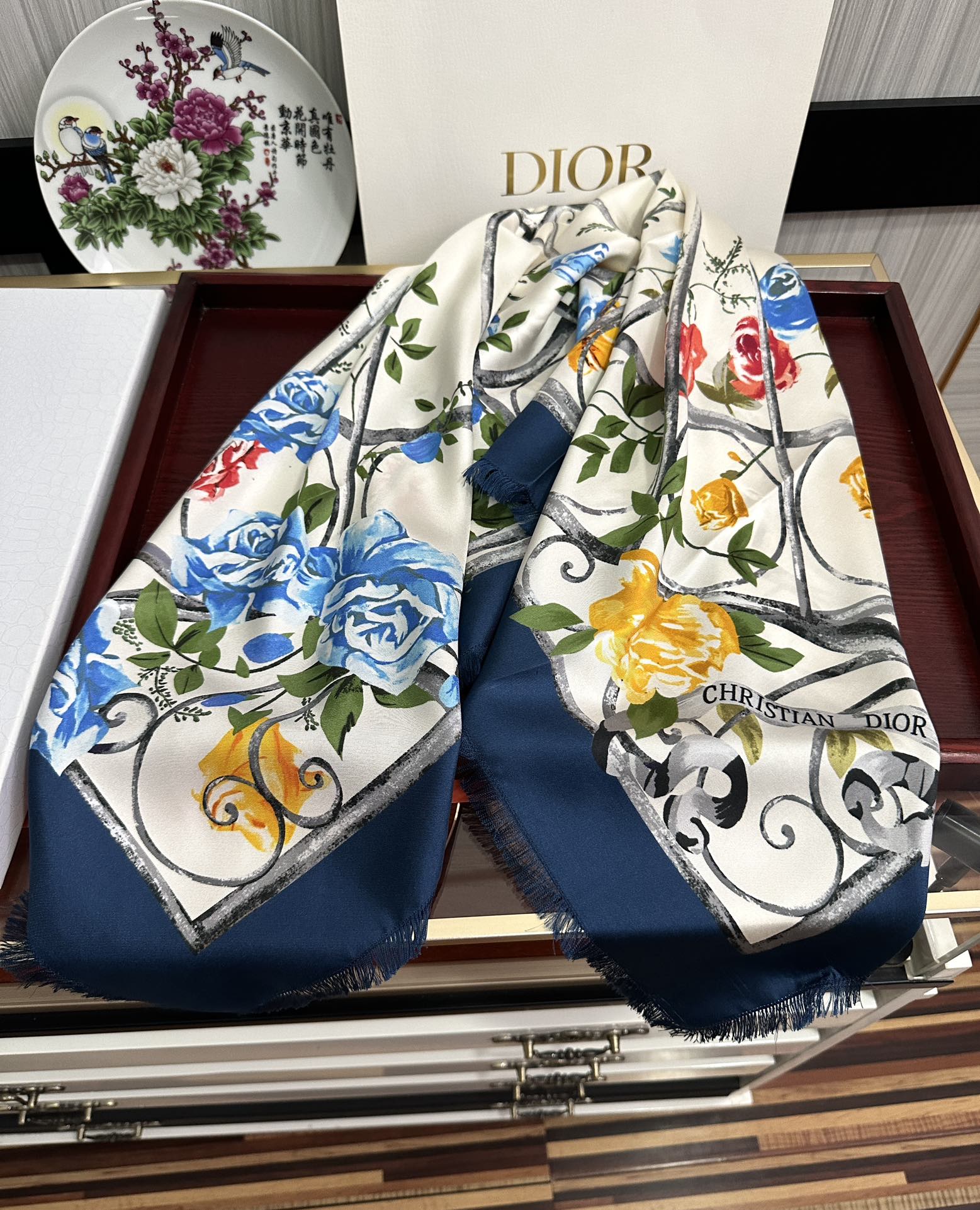 Dior迪奥城市花园100%顶级斜纹真丝方巾