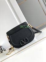 Valentino Bags Handbags Top Grade
 Gold Platinum Calfskin Cowhide Ava Chains