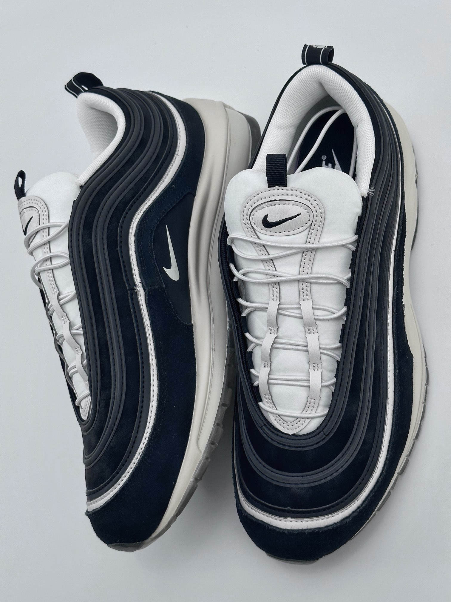 Channel order NK Air Max 97 white and black DZ5316-010