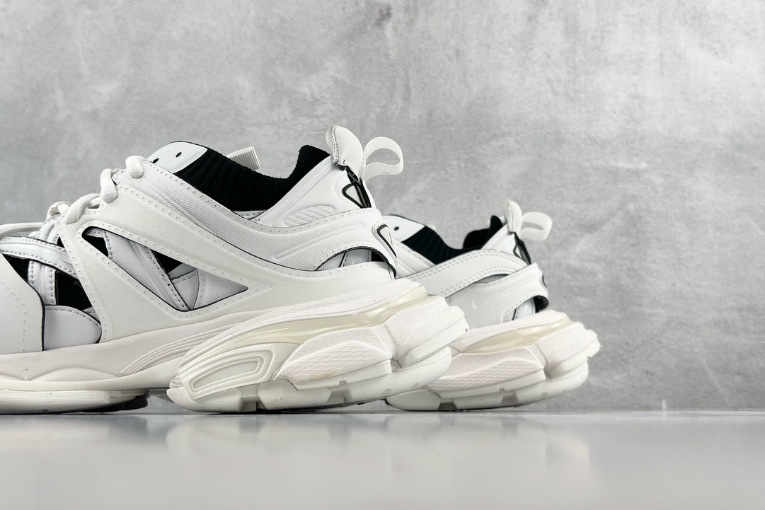 530 Balenciaga巴黎世家 Track 1.0白色 736330 W3SKC 9010