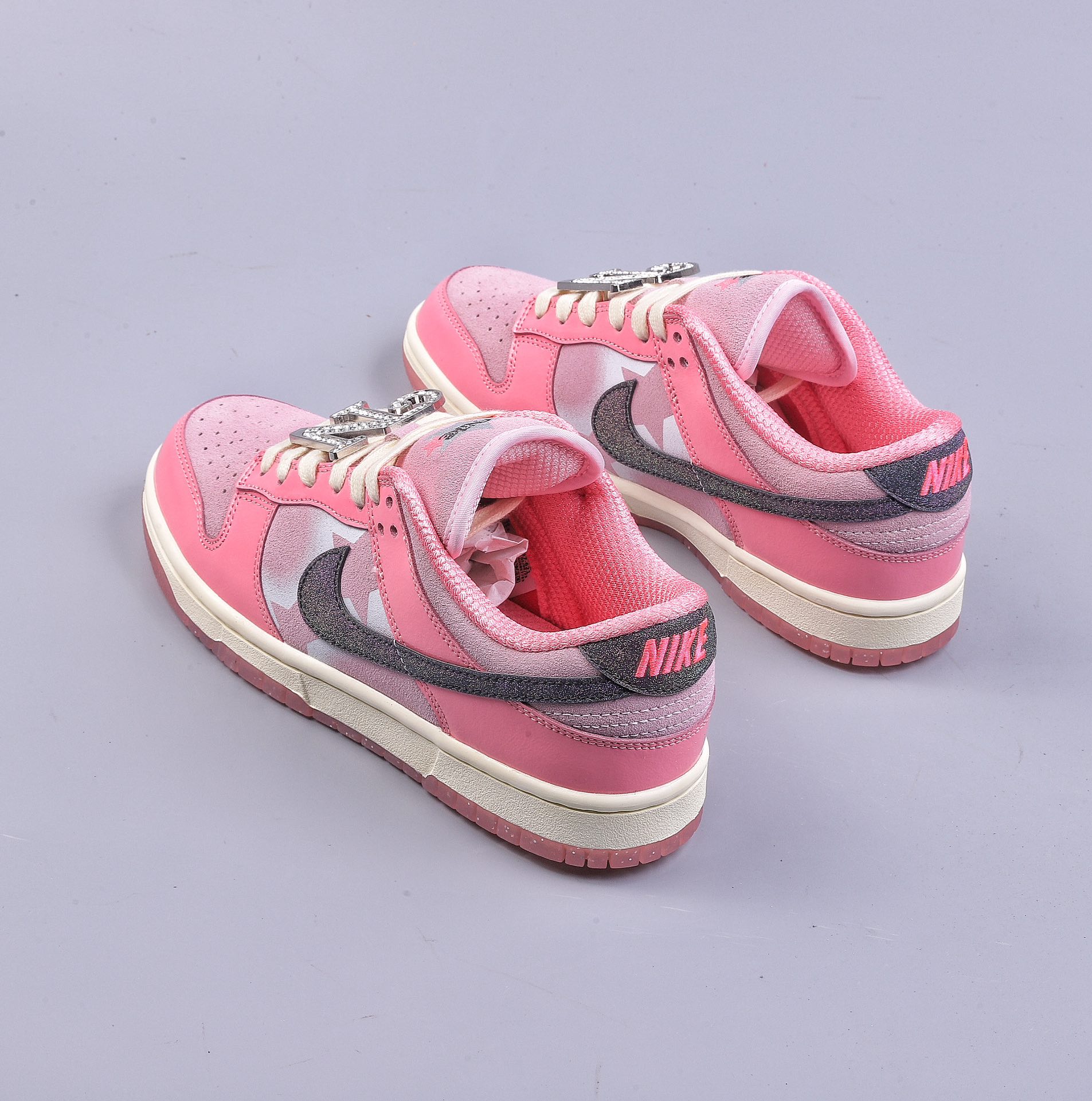 ZY Nk SB Dunk Low 芭比粉 FN8927-621