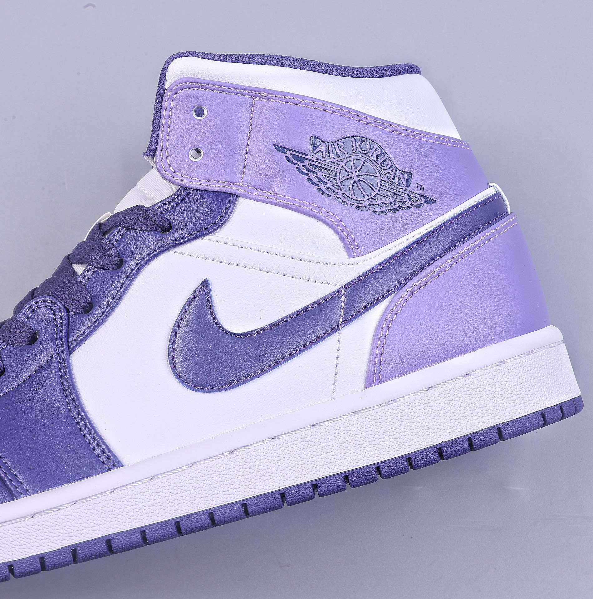 240 Air Jordan 1 Mid ”Blueberry” 白紫 DQ8426-515