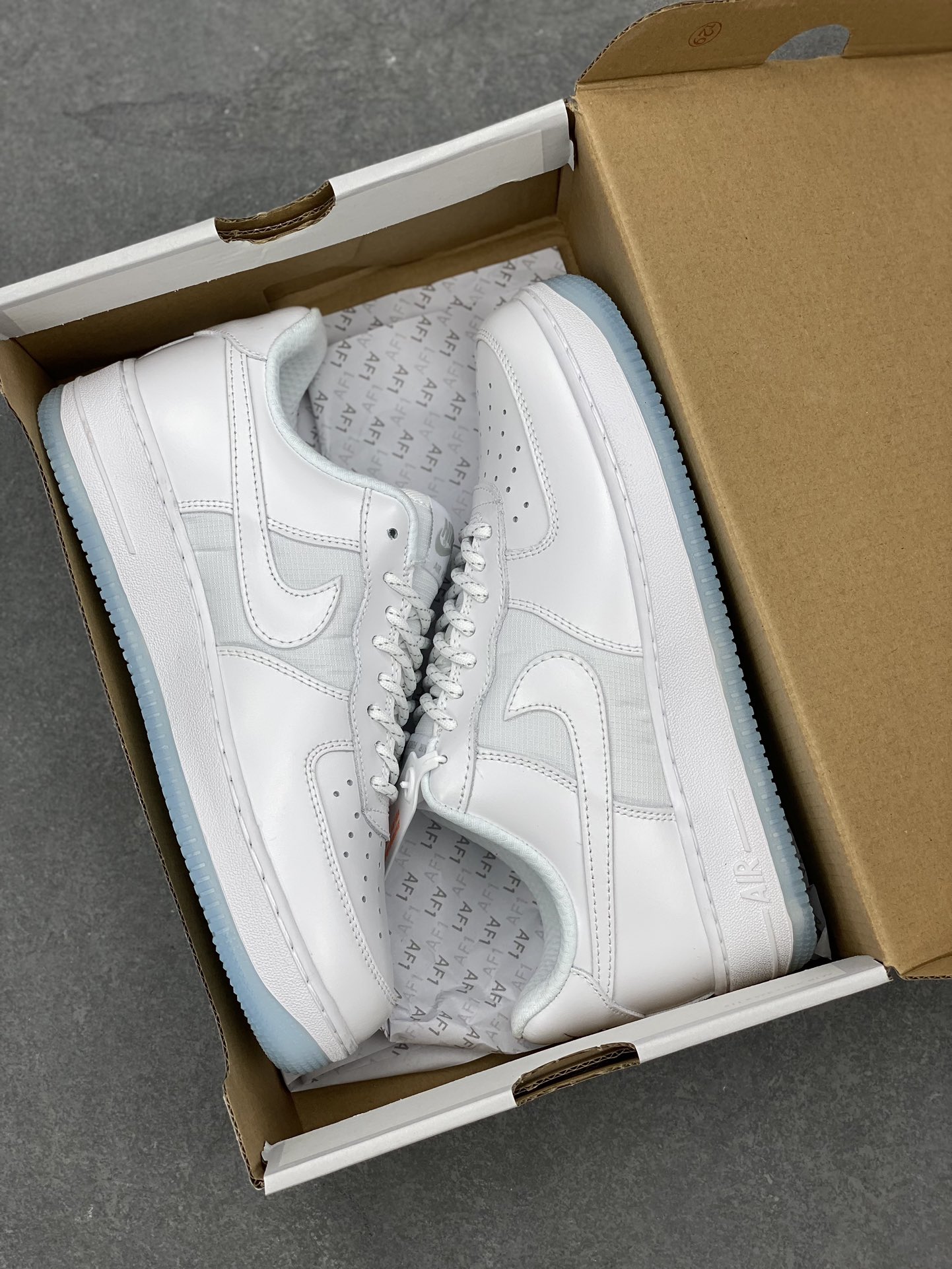 Nike Air Force 1 '07 Low White Ice Blue Sneakers FV0383-100 10 i1694473621 3702 8
