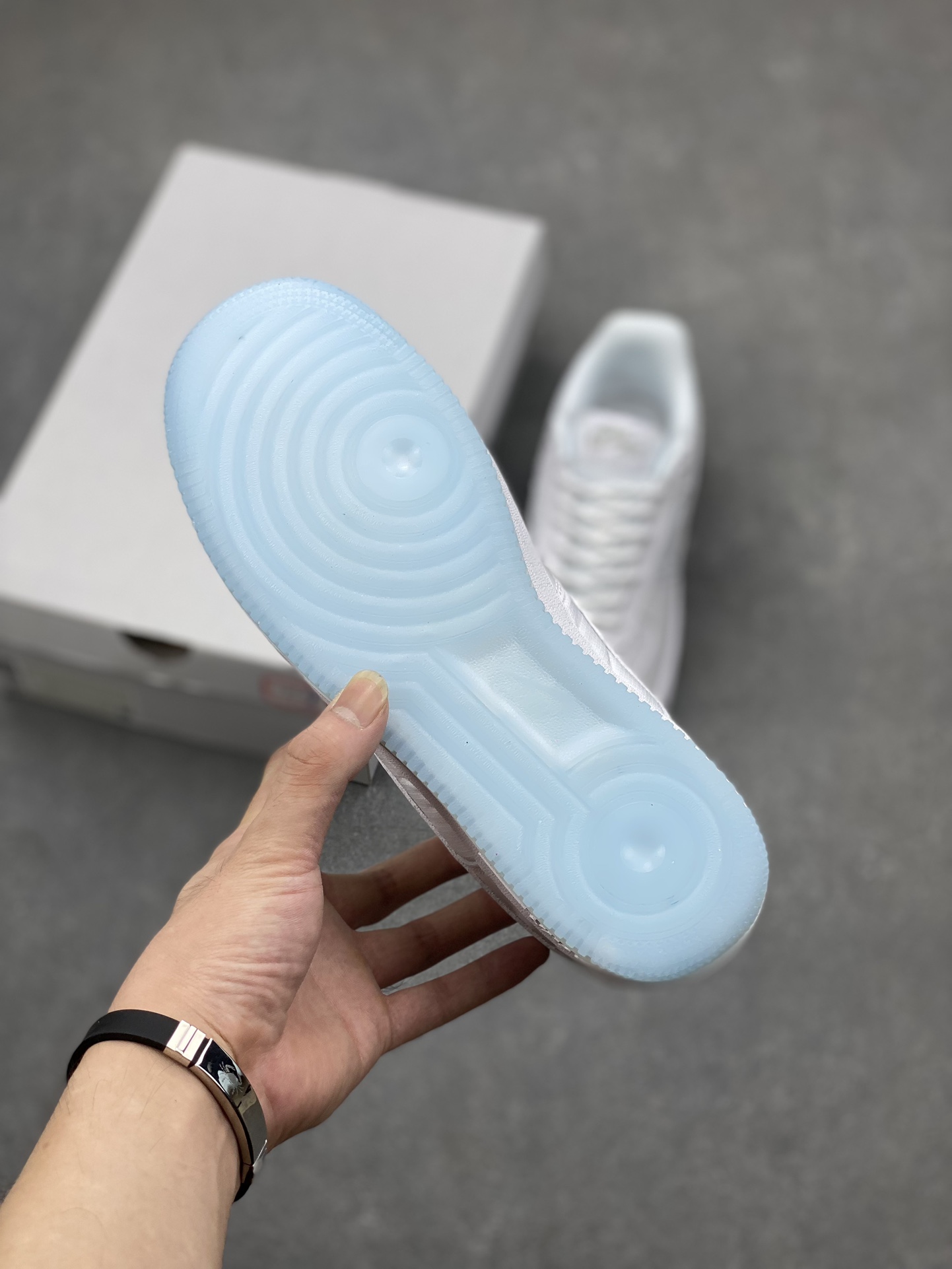 Nike Air Force 1 '07 Low White Ice Blue Sneakers FV0383-100 7 i1694473621 3917 5