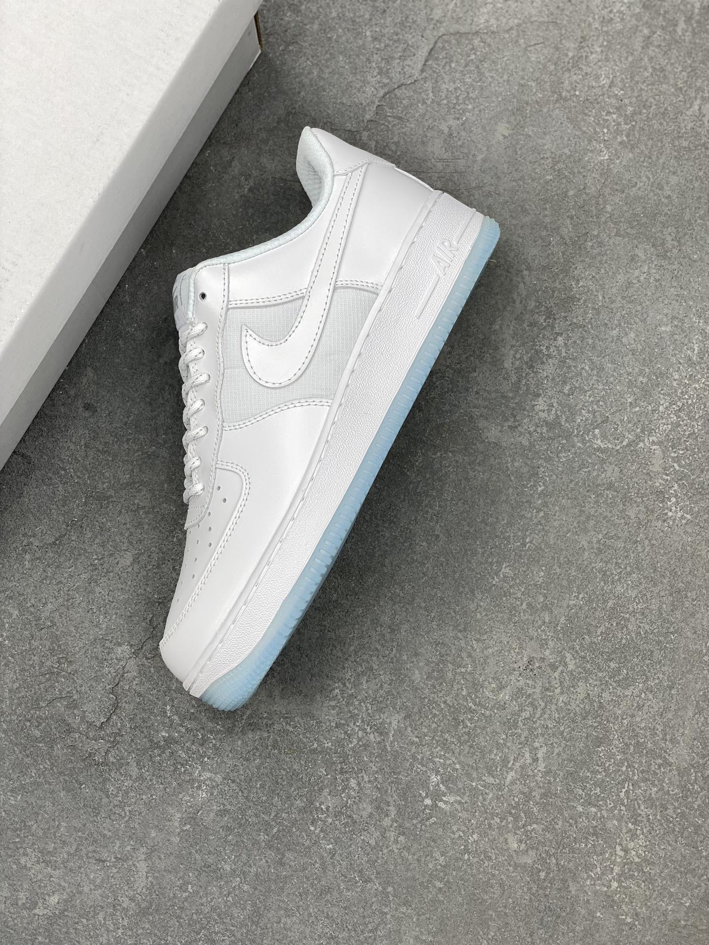 Nike Air Force 1 '07 Low White Ice Blue Sneakers FV0383-100 8 i1694473621 928 6