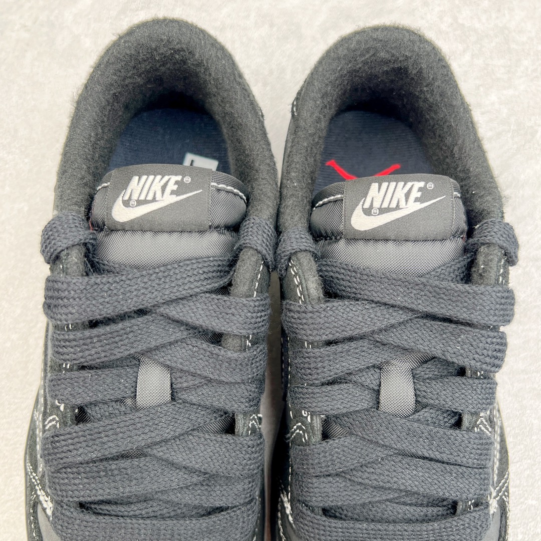 图片[9]-💰240 ＃SZ纯原 Travis Scott x Air Jordan AJ1 Low OG TS联名黑色倒钩低帮中童童鞋 DO5442-001 重新定义童鞋市场 市场第一款原装童鞋 上脚必是全班最靓的仔 原纸板数据开发 原厂配置 市面唯一原装批次区别市面 原厂大底磨具真实半码 同步原厂十三个尺码段 原厂Prime Asia贝利进口皮料加持 原盒原配 原厂拉帮工艺 针距密度一致 后跟弧度收口自然不对折 极致一眼正品既视感 进口电脑针车工艺 鞋面清洁度最高QC检验标准 控制溢胶 广东原厂电绣工艺 鞋标鞋盒 防尘纸 均采购来自原厂 尺码：27.5 28 28.5 29.5 30 31 31.5 32 33 33.5 34 35 36 编码：by3936010-运动鞋