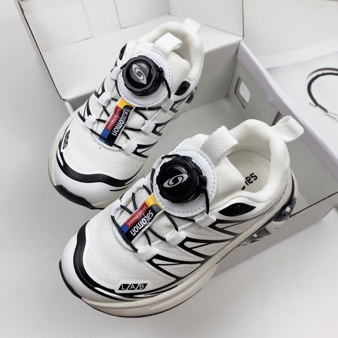 图片[3]-💝萨络蒙XT-6系列旋转纽扣童鞋！💖 🚘纯原萨络蒙 XT-6系列旋转纽扣网红款儿童休闲越野运动机能跑步鞋🛵 🍎SALOMON欧洲站最清爽走秀款厚底老爹鞋户外徒步鞋男女童百搭跑步鞋童鞋🔥 💘官网潮牌韩版最新款减震防滑耐磨底透气休闲经典四季款潮鞋清新风童鞋🎈 🍒颜色：黑色， 白色，紫粉色 尺码：26-37码-选品中心