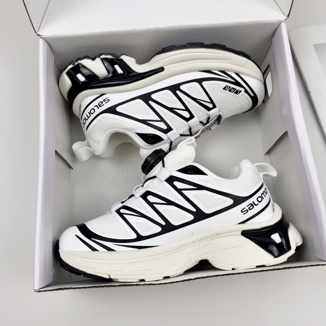 图片[7]-💝萨络蒙XT-6系列旋转纽扣童鞋！💖 🚘纯原萨络蒙 XT-6系列旋转纽扣网红款儿童休闲越野运动机能跑步鞋🛵 🍎SALOMON欧洲站最清爽走秀款厚底老爹鞋户外徒步鞋男女童百搭跑步鞋童鞋🔥 💘官网潮牌韩版最新款减震防滑耐磨底透气休闲经典四季款潮鞋清新风童鞋🎈 🍒颜色：黑色， 白色，紫粉色 尺码：26-37码-选品中心