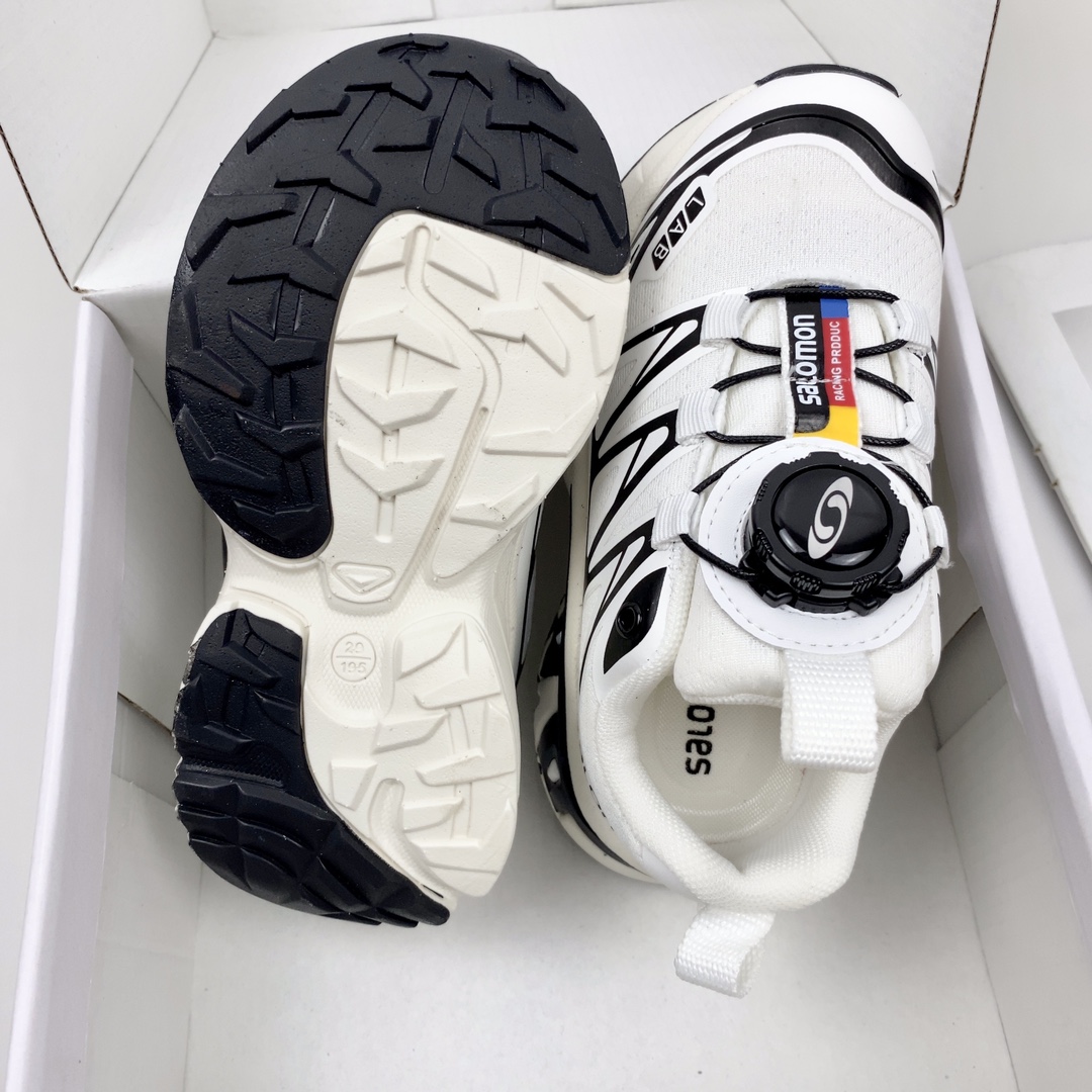 图片[9]-💝萨络蒙XT-6系列旋转纽扣童鞋！💖 🚘纯原萨络蒙 XT-6系列旋转纽扣网红款儿童休闲越野运动机能跑步鞋🛵 🍎SALOMON欧洲站最清爽走秀款厚底老爹鞋户外徒步鞋男女童百搭跑步鞋童鞋🔥 💘官网潮牌韩版最新款减震防滑耐磨底透气休闲经典四季款潮鞋清新风童鞋🎈 🍒颜色：黑色， 白色，紫粉色 尺码：26-37码-选品中心