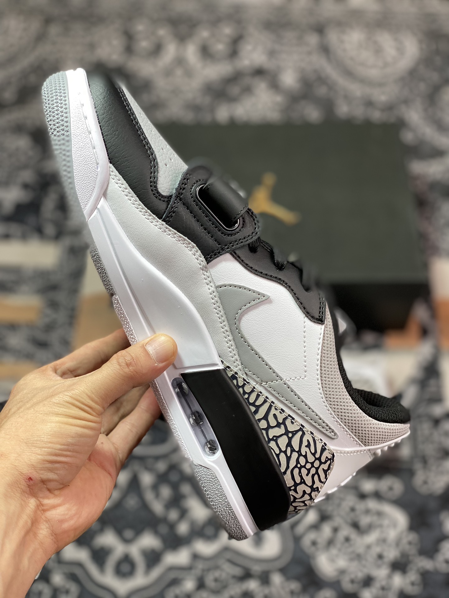 200 Nike Air Jordan Legacy 312 Low”Black/Light Smoke Grey”乔丹篮球鞋“黑白灰烟灰熊猫”CD7069-105