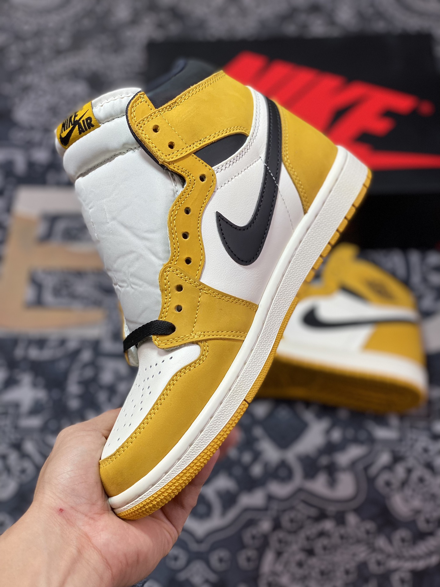 300 Air Jordan 1 Retro HIGH OG 高邦 DZ5485-701