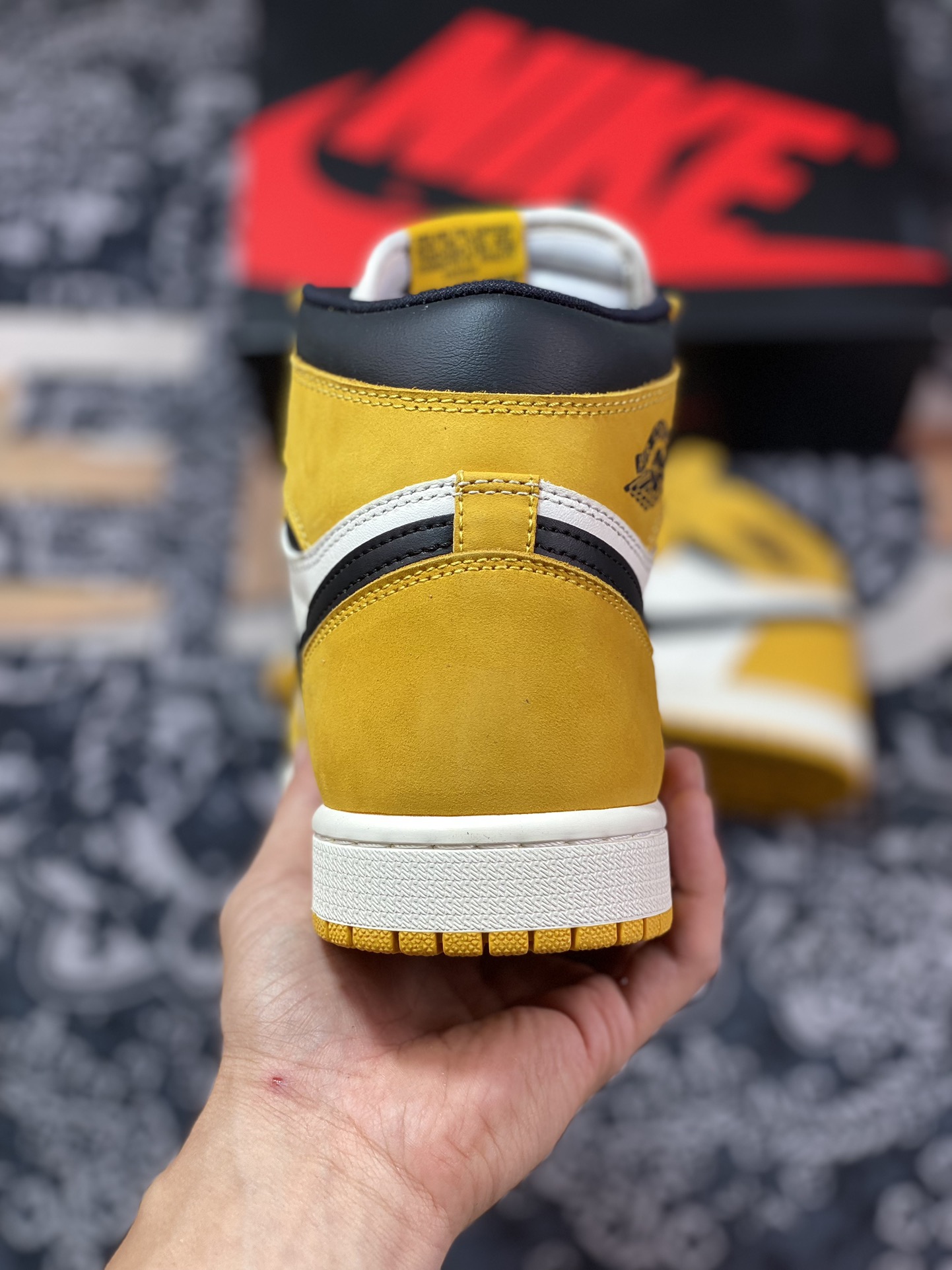 300 Air Jordan 1 Retro HIGH OG 高邦 DZ5485-701