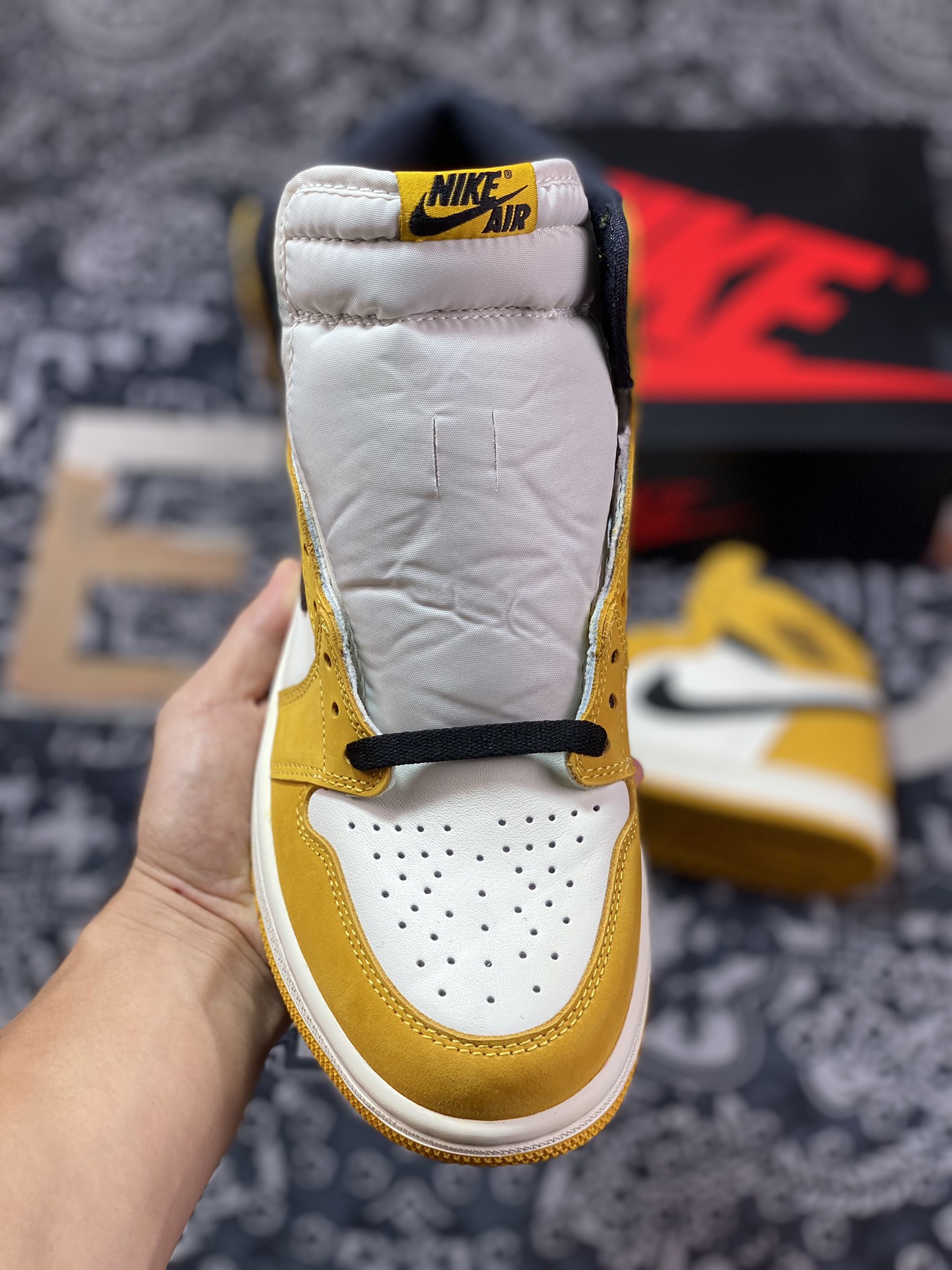 300 Air Jordan 1 Retro HIGH OG 高邦 DZ5485-701