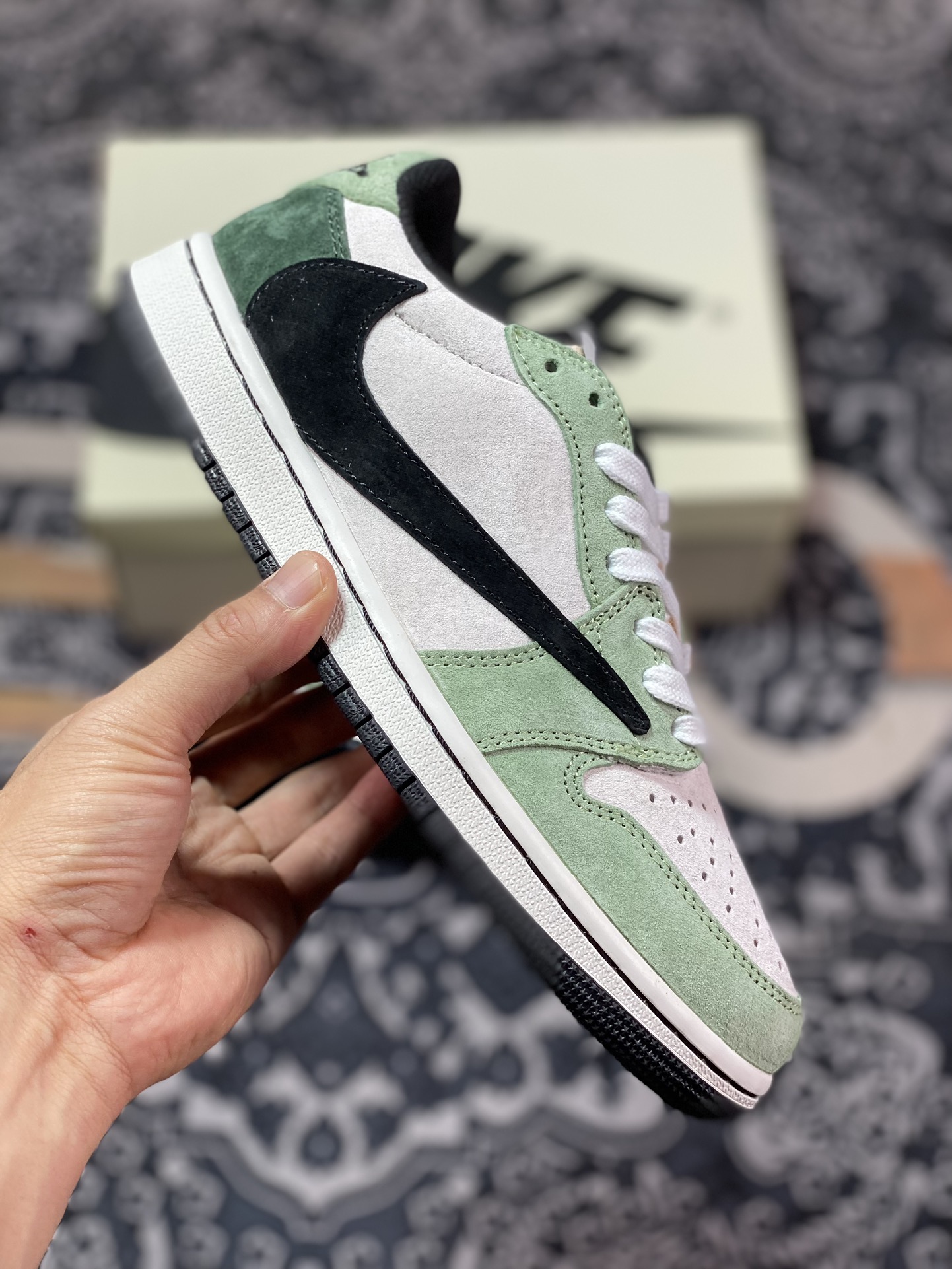 Travis Scott x Nike Air Jordan 1 Low OG SP ”Cactus Jack” AJ1 Jordan first generation basketball shoes ”TS joint matcha green gray black reverse hook” DM7866-813