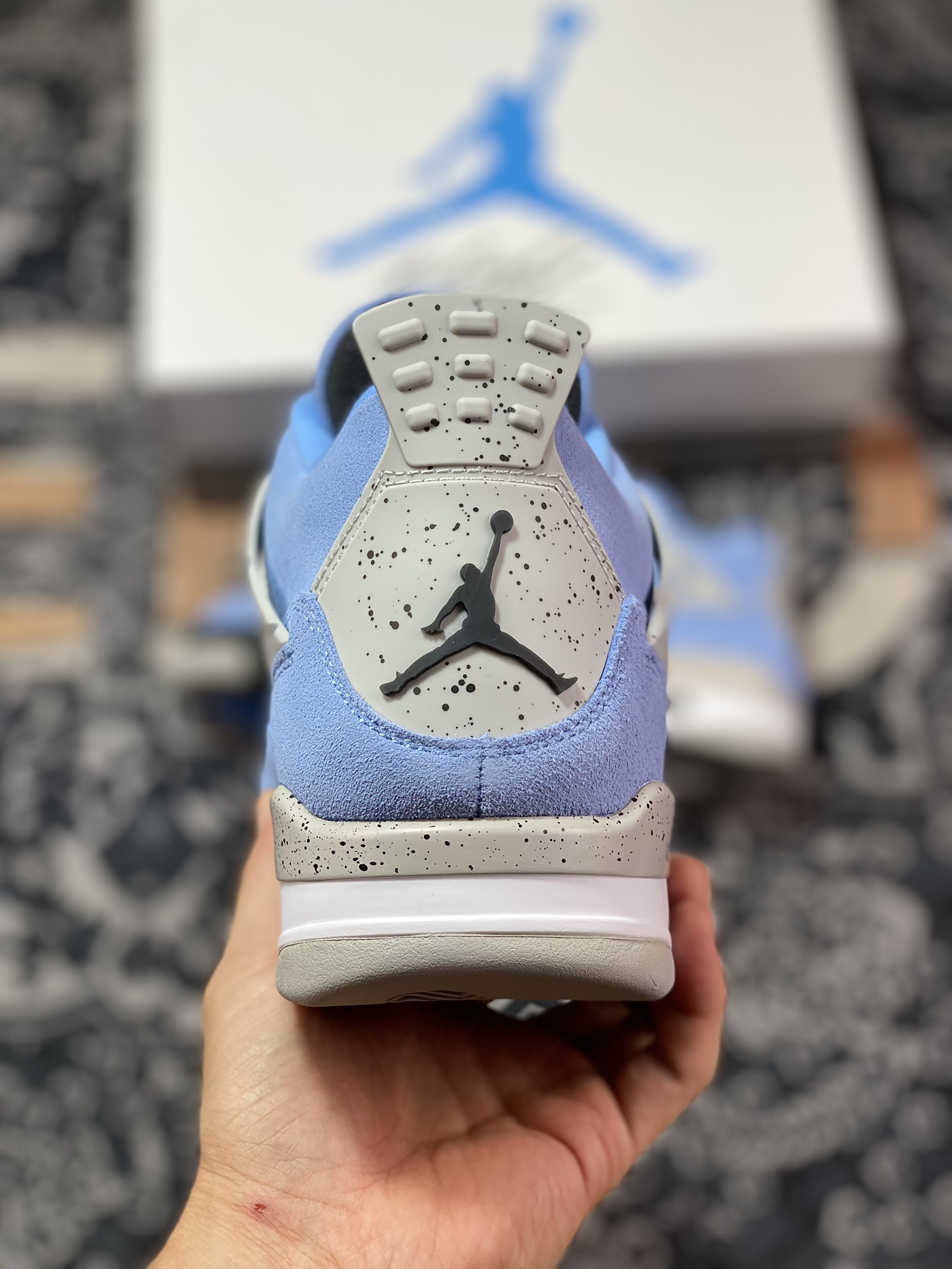 New 绿X 巅峰版本 全新升级 Air Jordan 4 Retro “University Blue” 大学蓝 CT8527-400