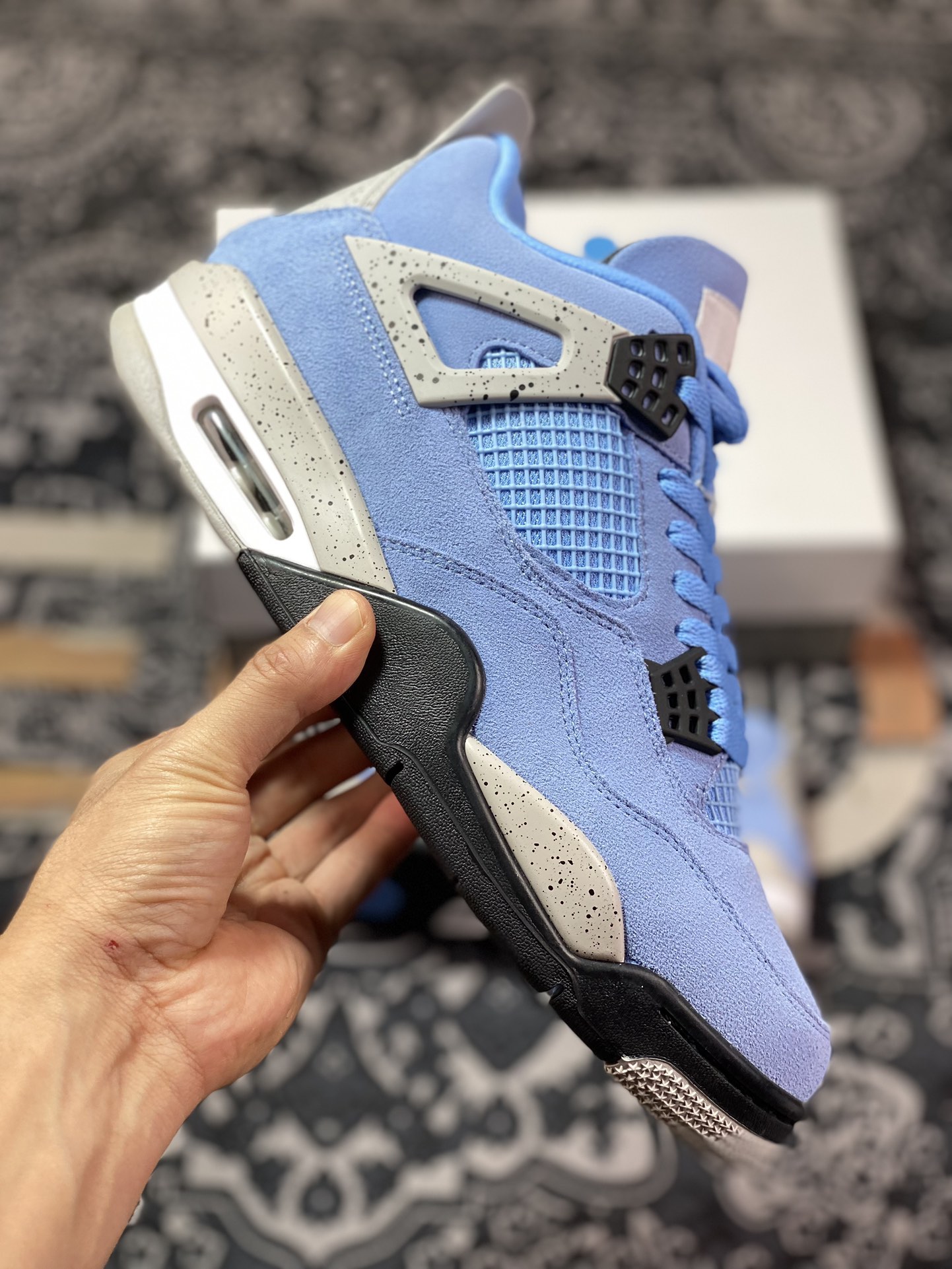 New 绿X 巅峰版本 全新升级 Air Jordan 4 Retro “University Blue” 大学蓝 CT8527-400