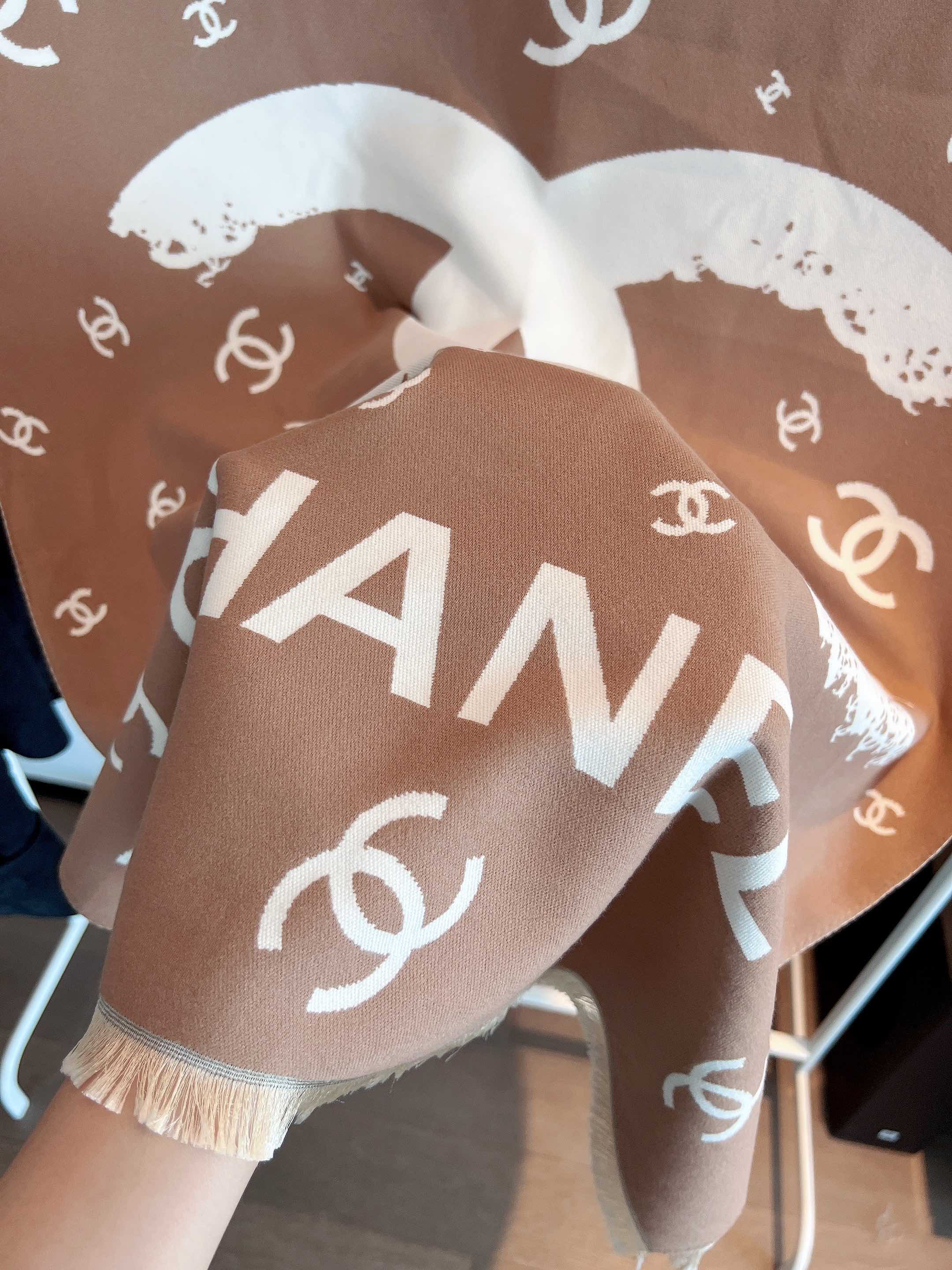 [Chanel Hats]CHANEL Small Fragrance Collection Color Velour square double-side