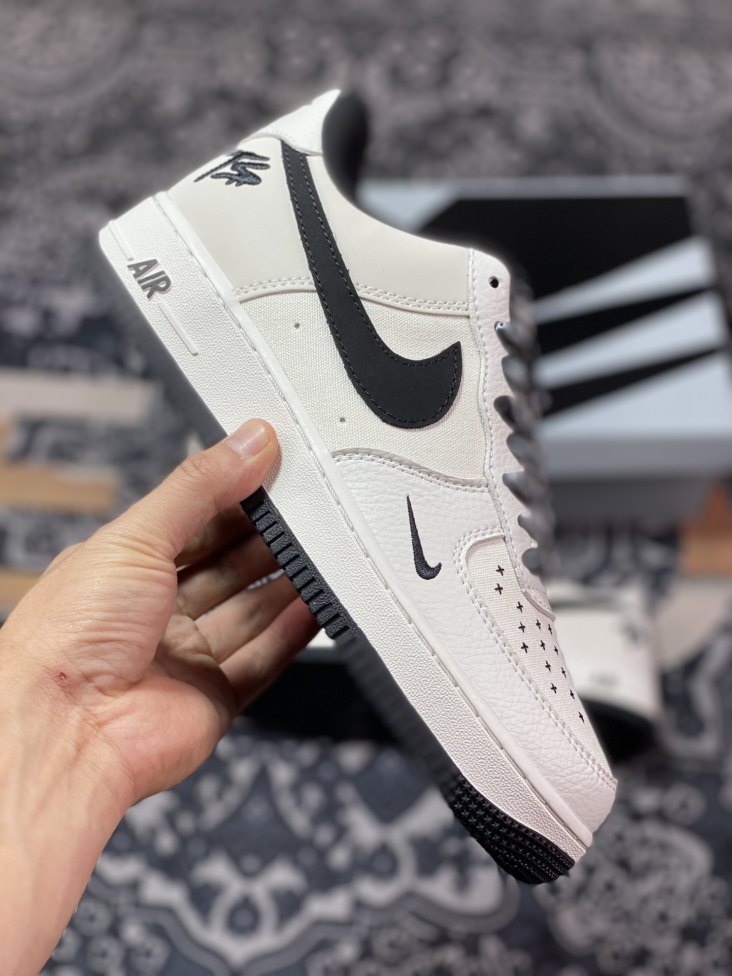 Nike Air Force 1 Low”Terror Squad”空军一号板鞋“拼接米白黑TS刺绣”PF9055-754