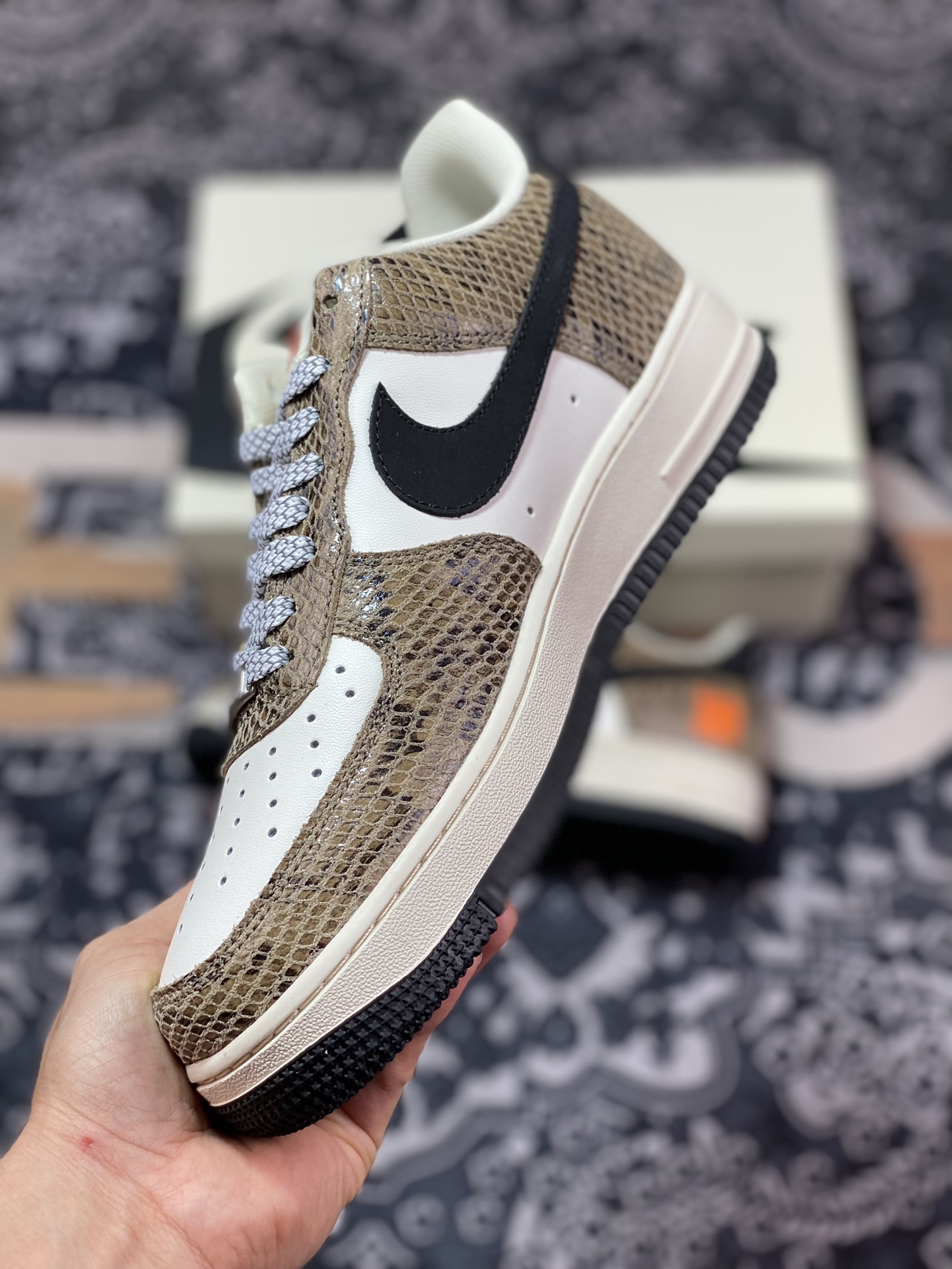 UNDEFEATED x Nike Air Force 1’07 Low SP”Snake”空军一号板鞋“蟒蛇纹黄米黑橙小钩”BS9055-830