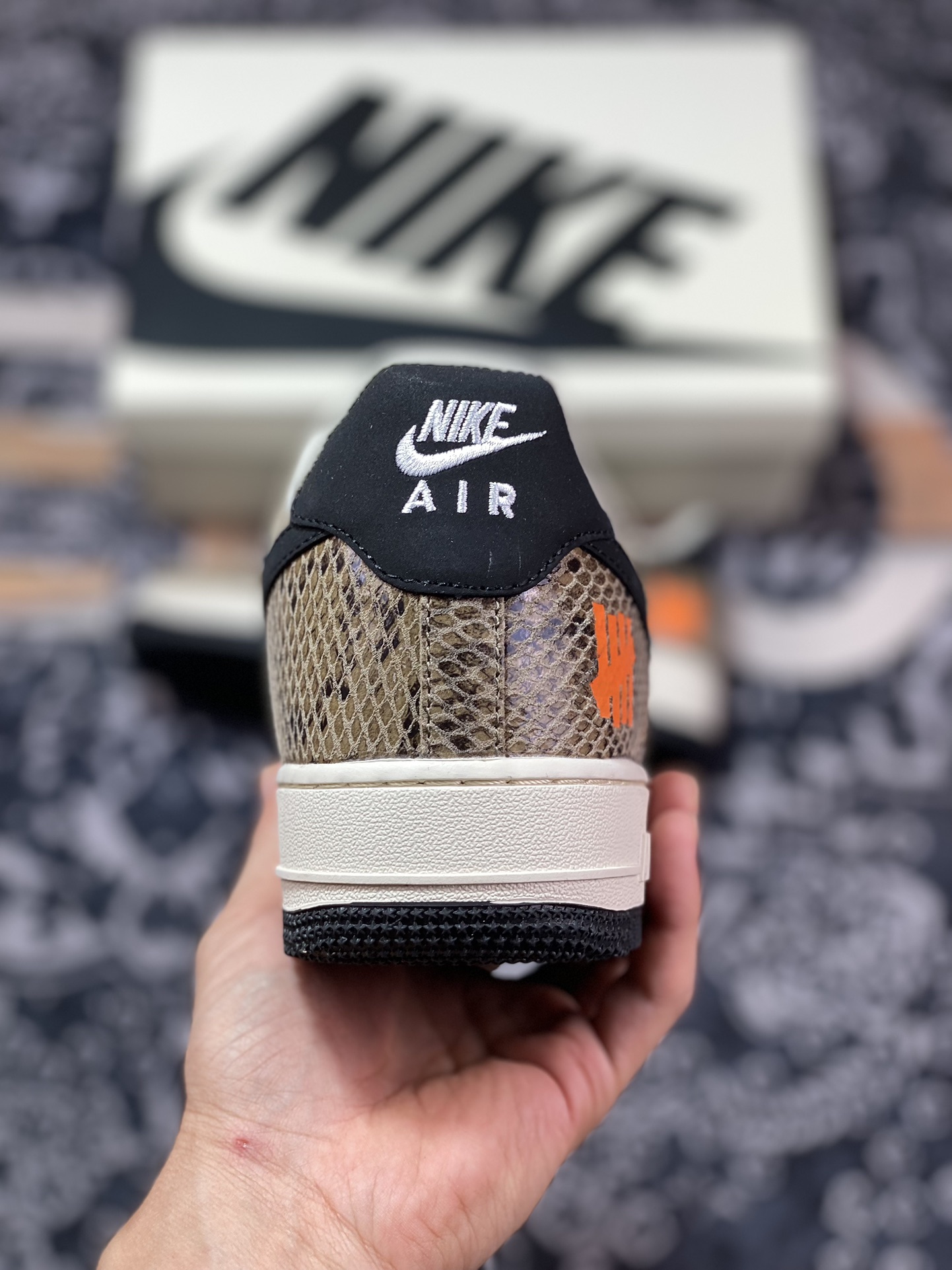 UNDEFEATED x Nike Air Force 1’07 Low SP”Snake”空军一号板鞋“蟒蛇纹黄米黑橙小钩”BS9055-830